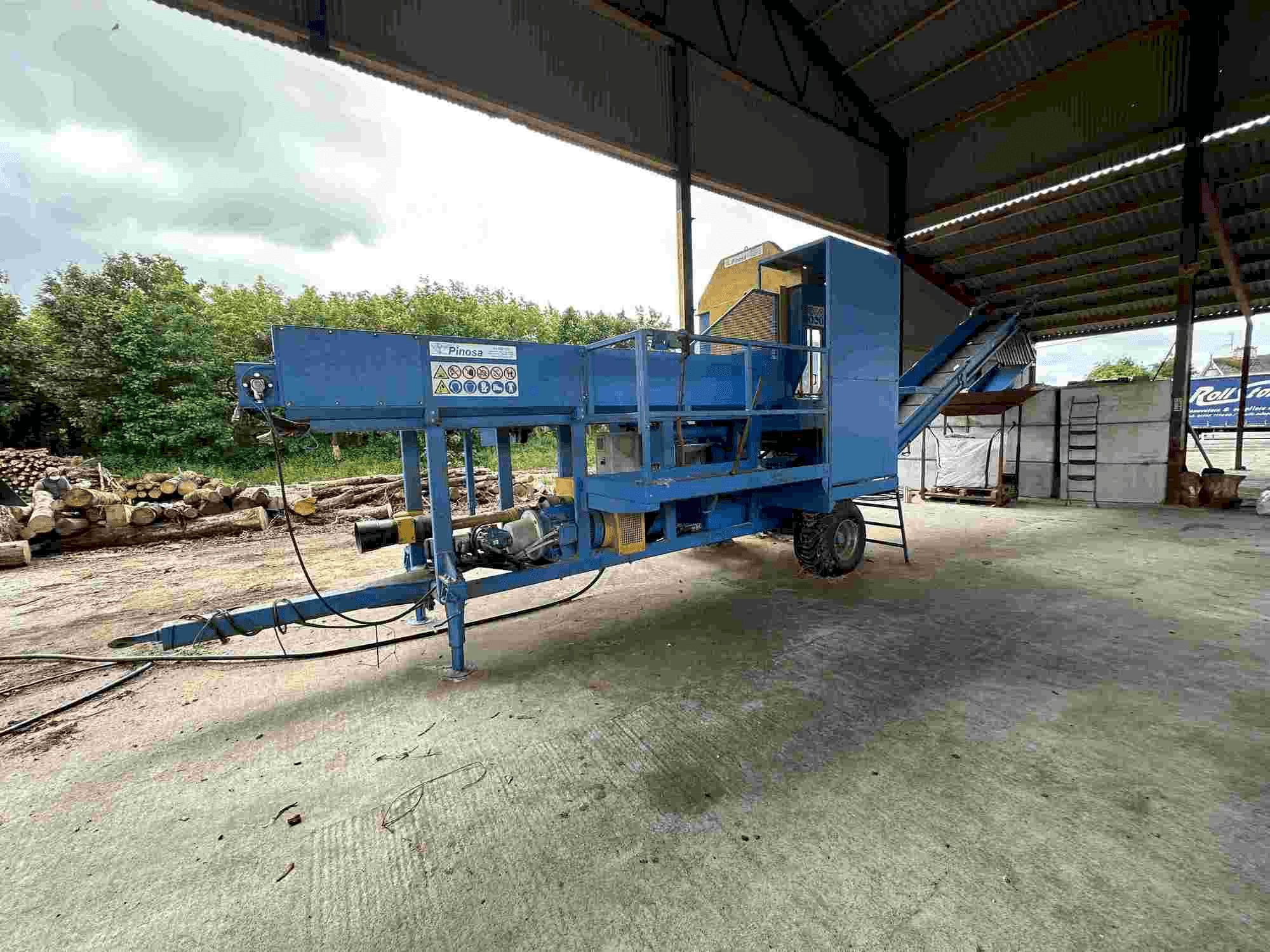 Вид станка PINOSA CPE 1200 спереди