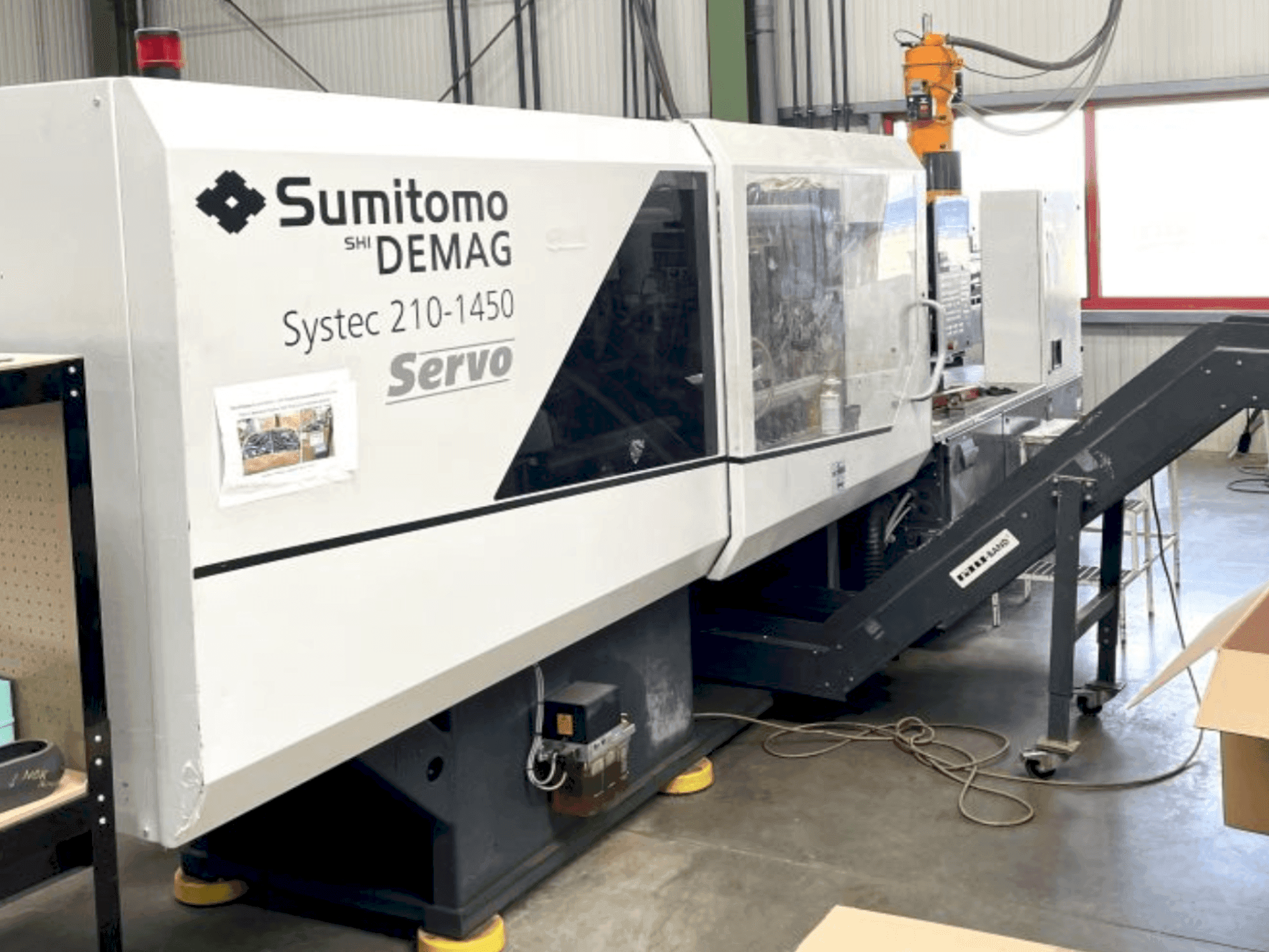 Вид станка DEMAG System 210-1450 спереди