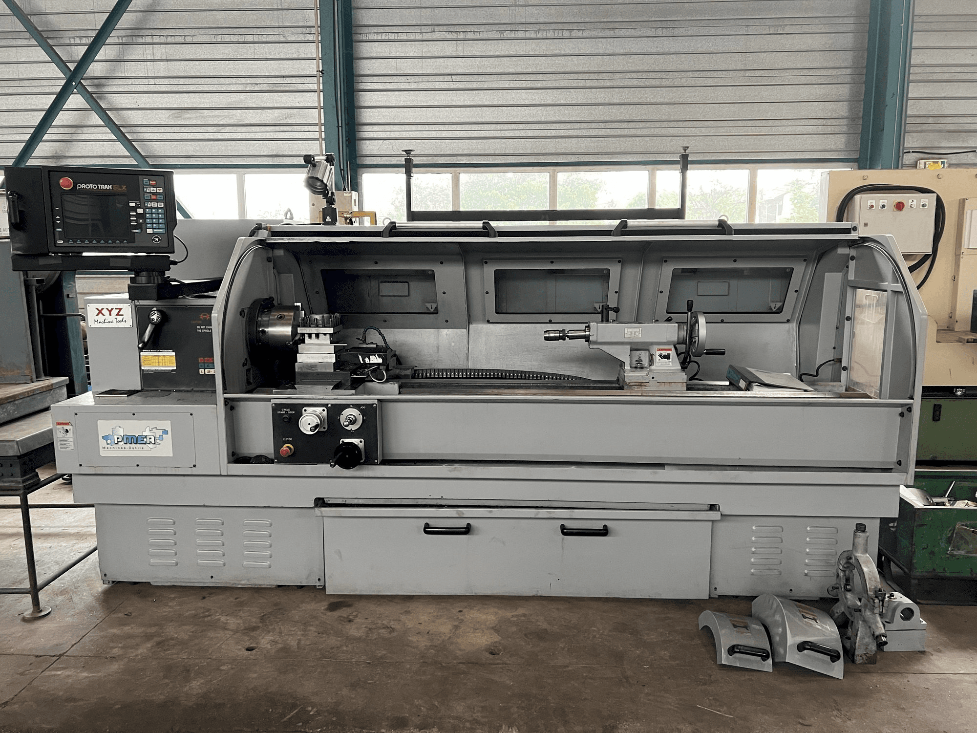 Вид станка XYZ PROTURN SLX 425-2M спереди