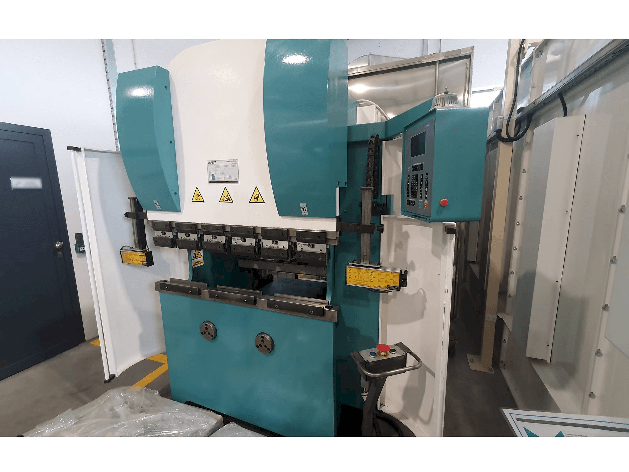 Вид станка Vimercati PHSY 30X1250 спереди