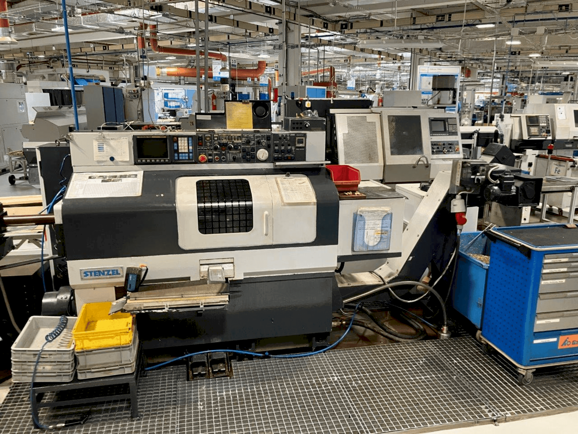 Вид станка NAKAMURA TMC 15 спереди