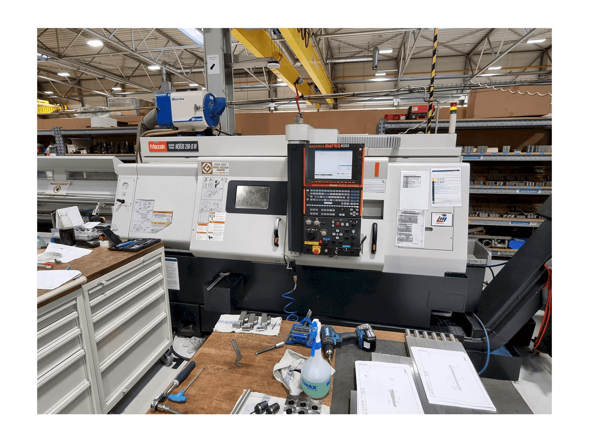 Вид станка Mazak Quick Turn Nexus 250-IIM спереди