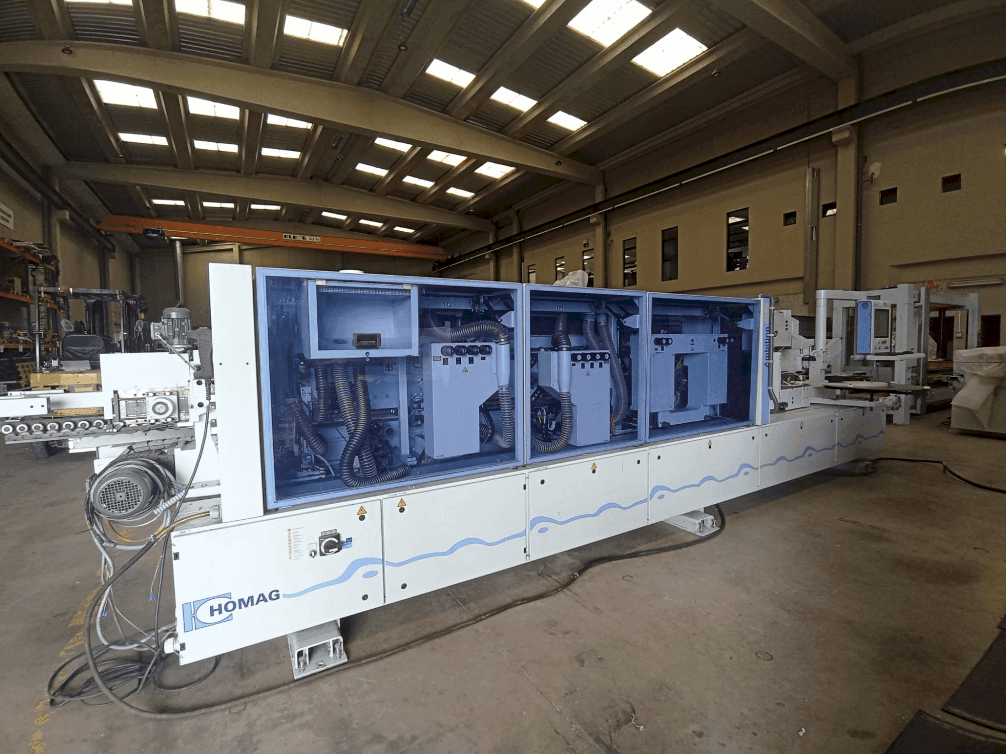 Вид станка HOMAG KAL 210 AMBITION 2264 спереди