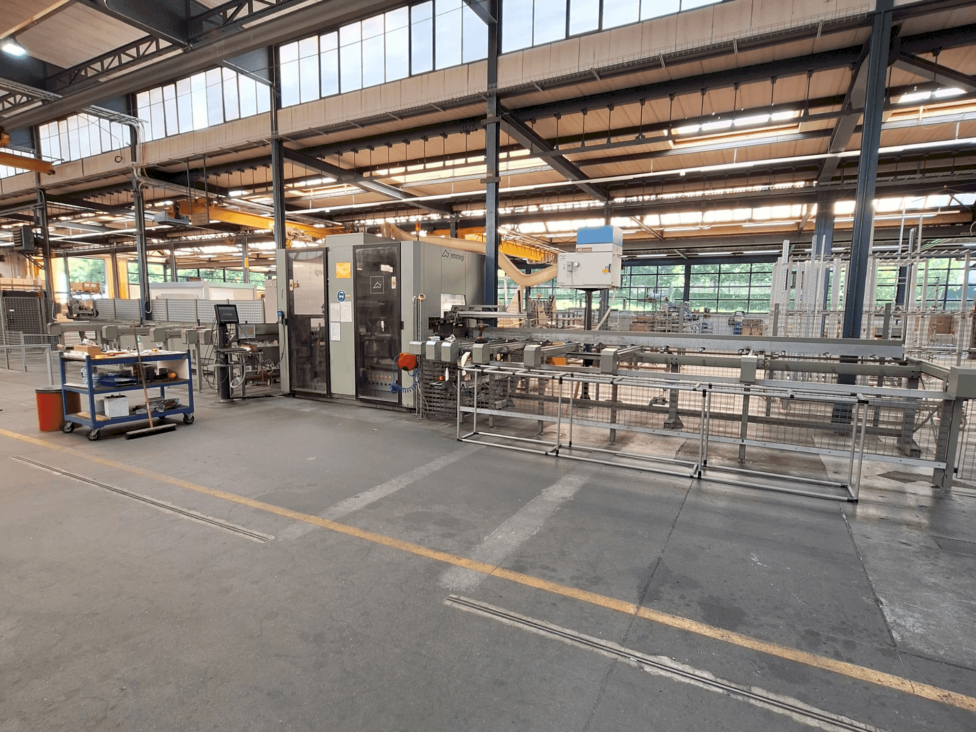 Вид станка Emmegi Quadra L1 спереди