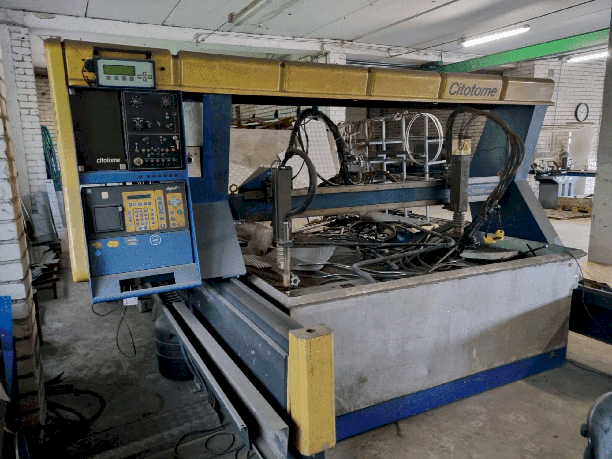 Вид станка Citizen CPM 100R спереди