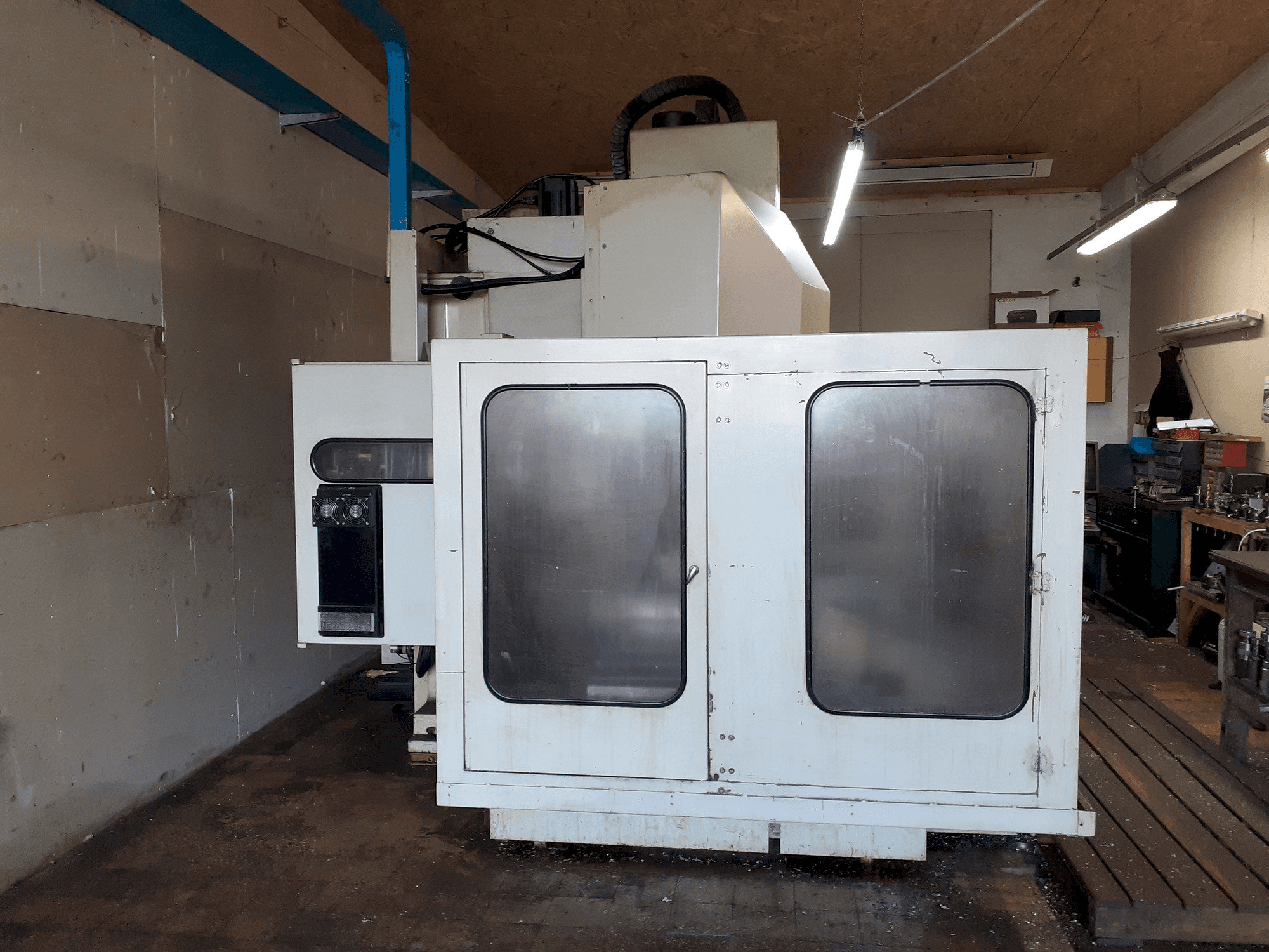 Вид станка Hurco BMC 50-P спереди