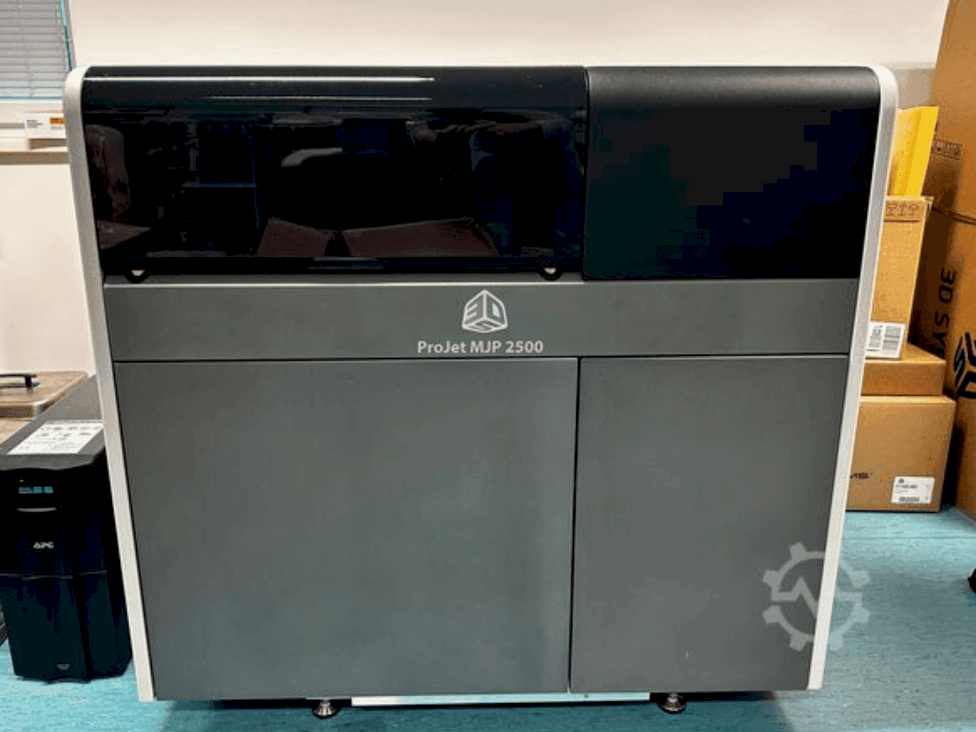 Вид станка 3DSYSTEMS projet 2500 plus спереди