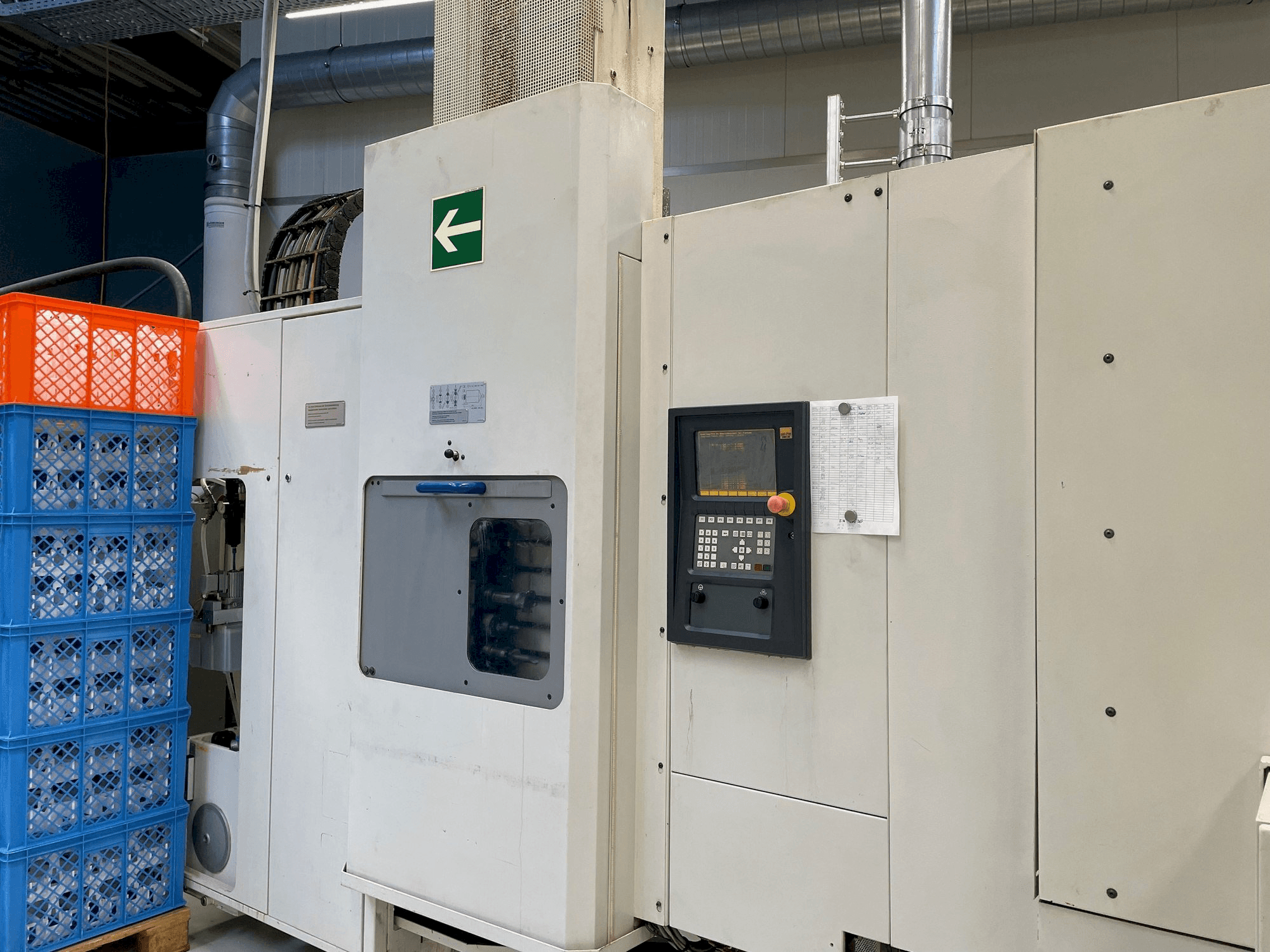 Вид станка HELLER MC 16 спереди