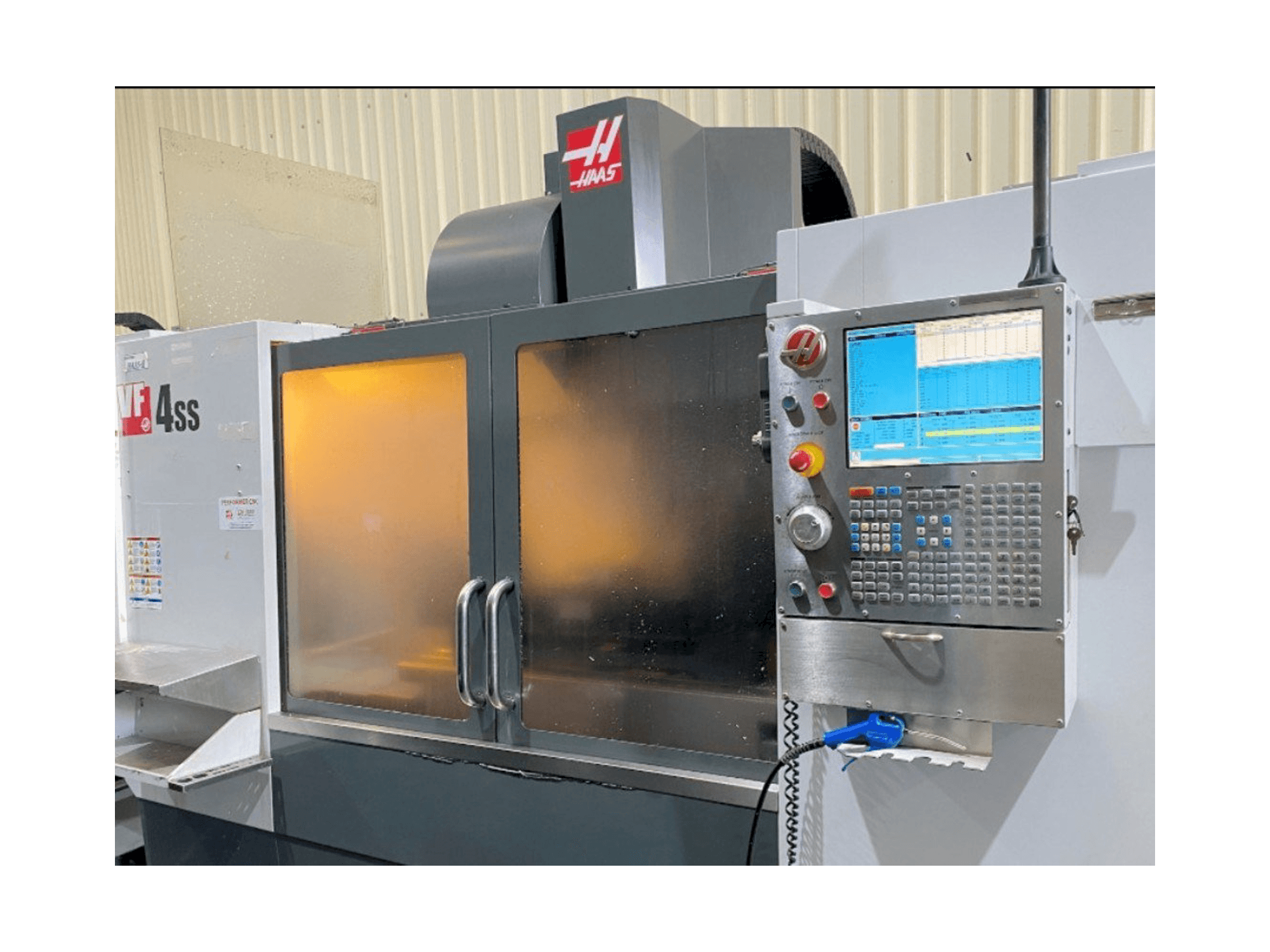 Вид станка HAAS VF-4SS спереди