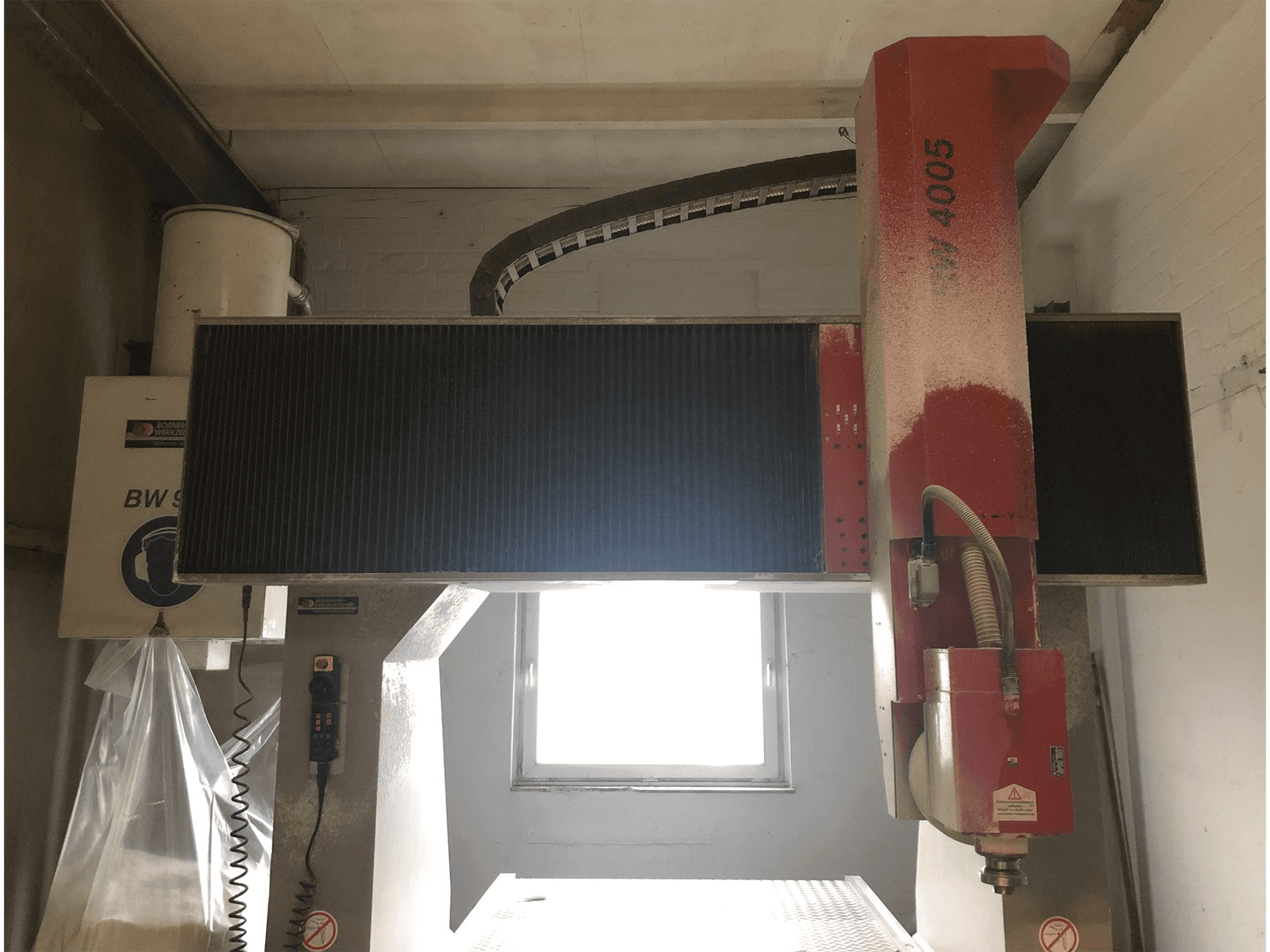 Вид станка BORNEMANN BW 4005 спереди