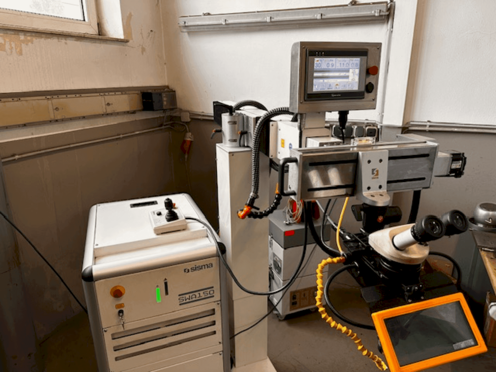 Вид станка Sisma SWA 150 спереди