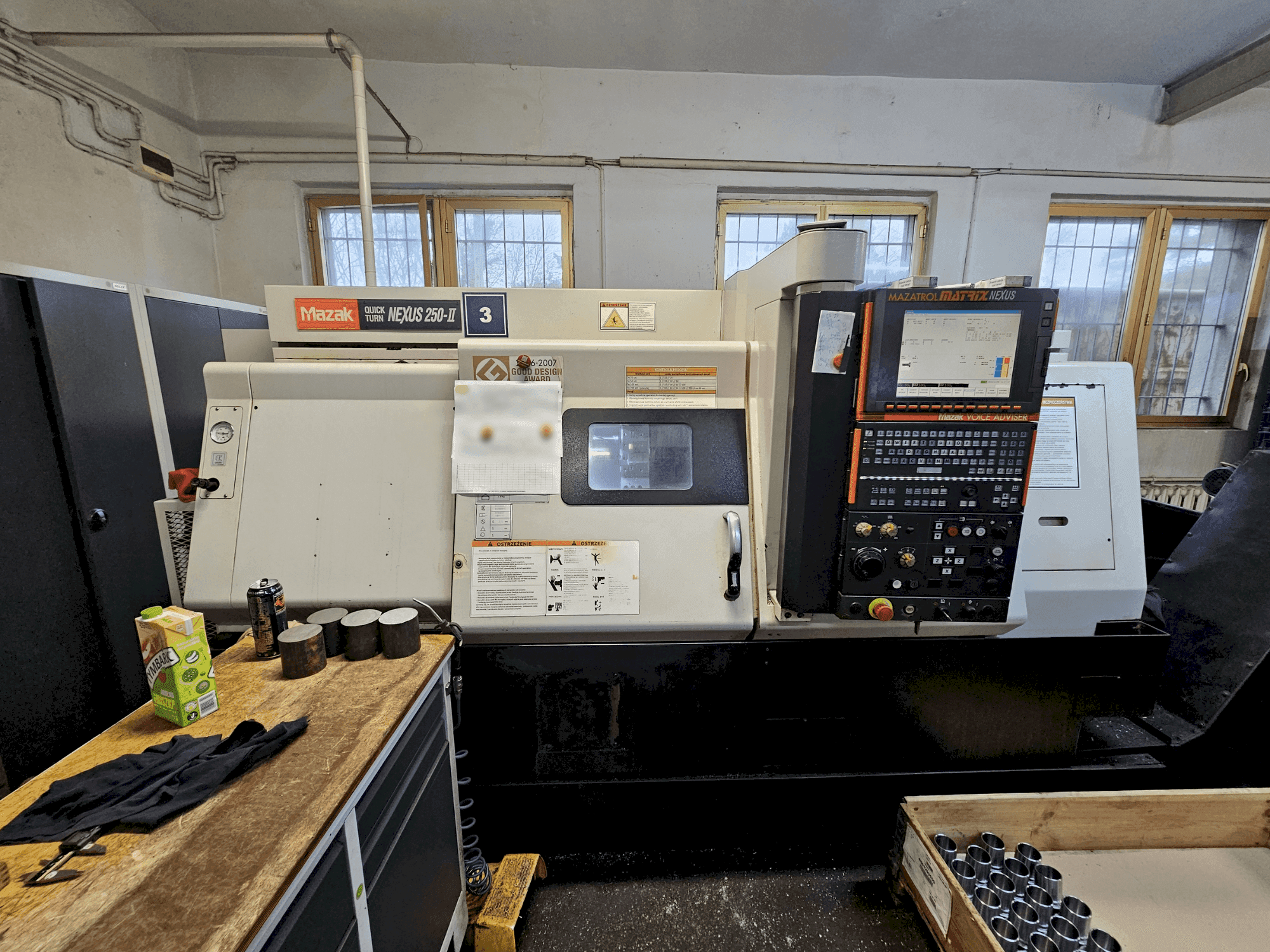 Вид станка Mazak QUICKTURN NEXUS 250-II спереди