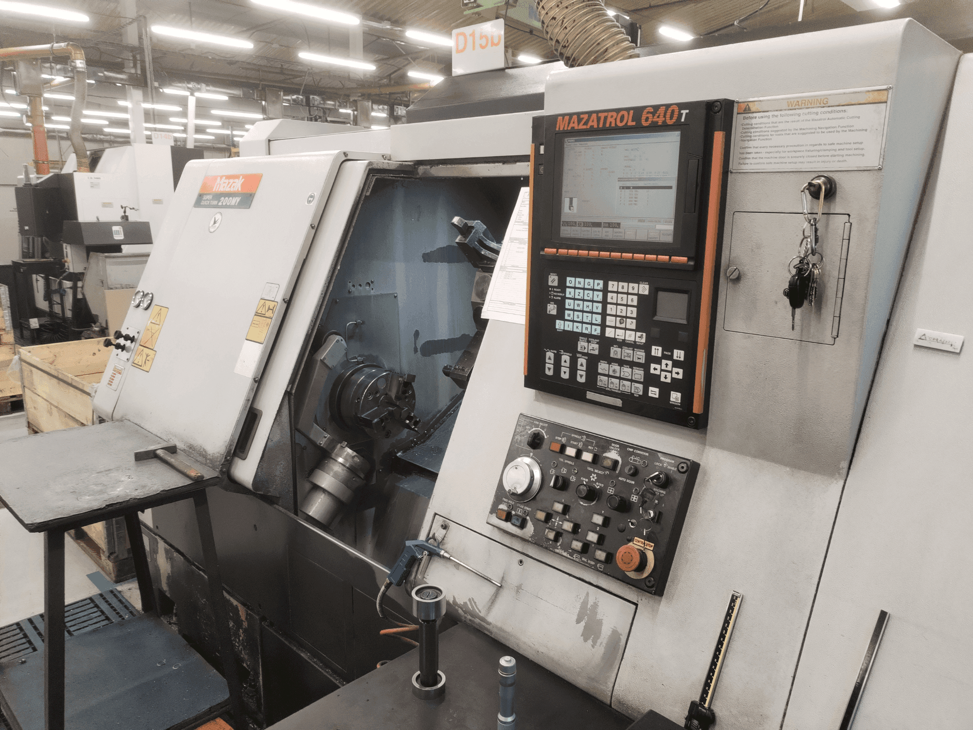 Вид станка Mazak SQT-200MY спереди