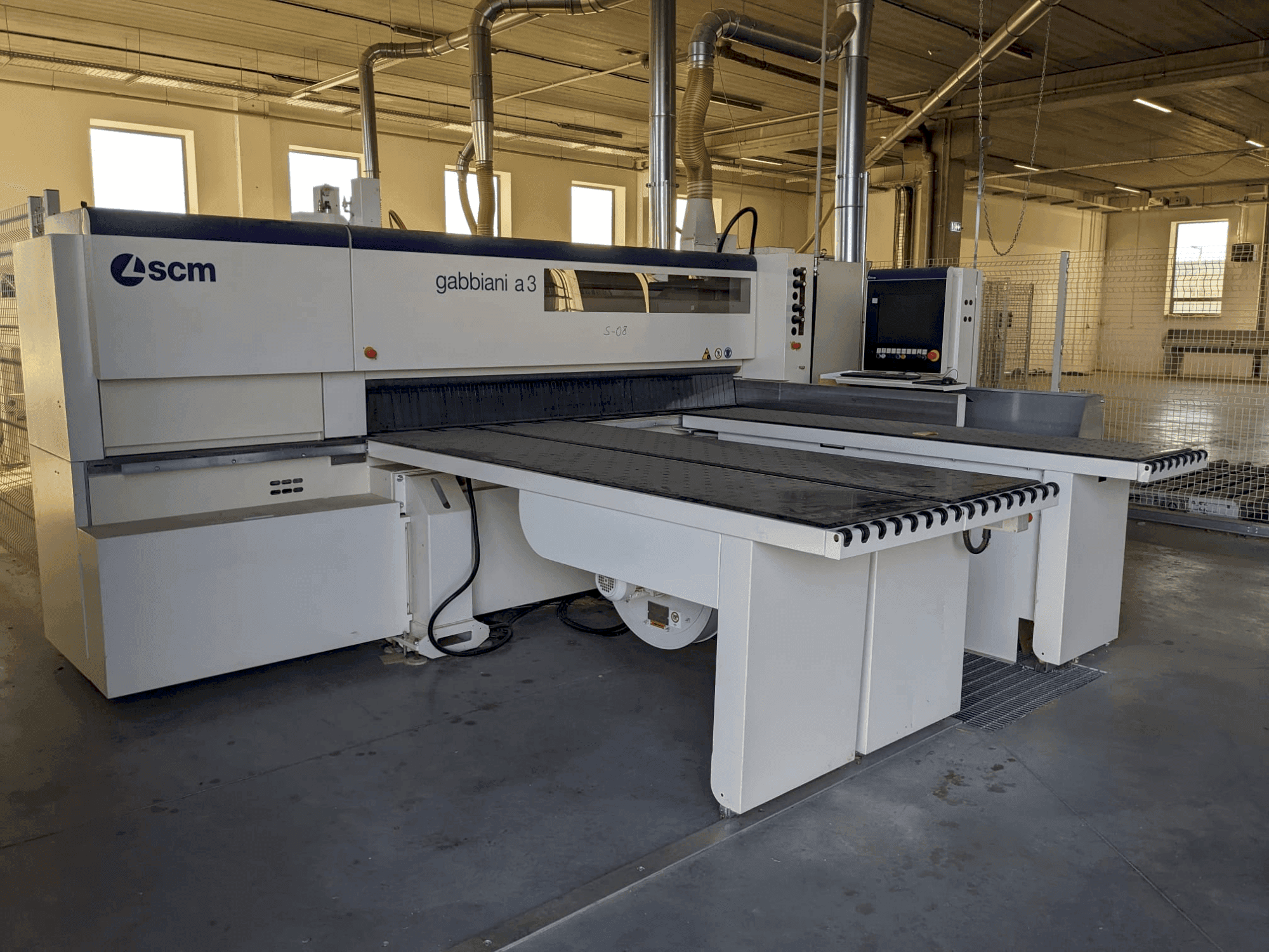 Вид станка SCM Gabbiani A3 130 спереди