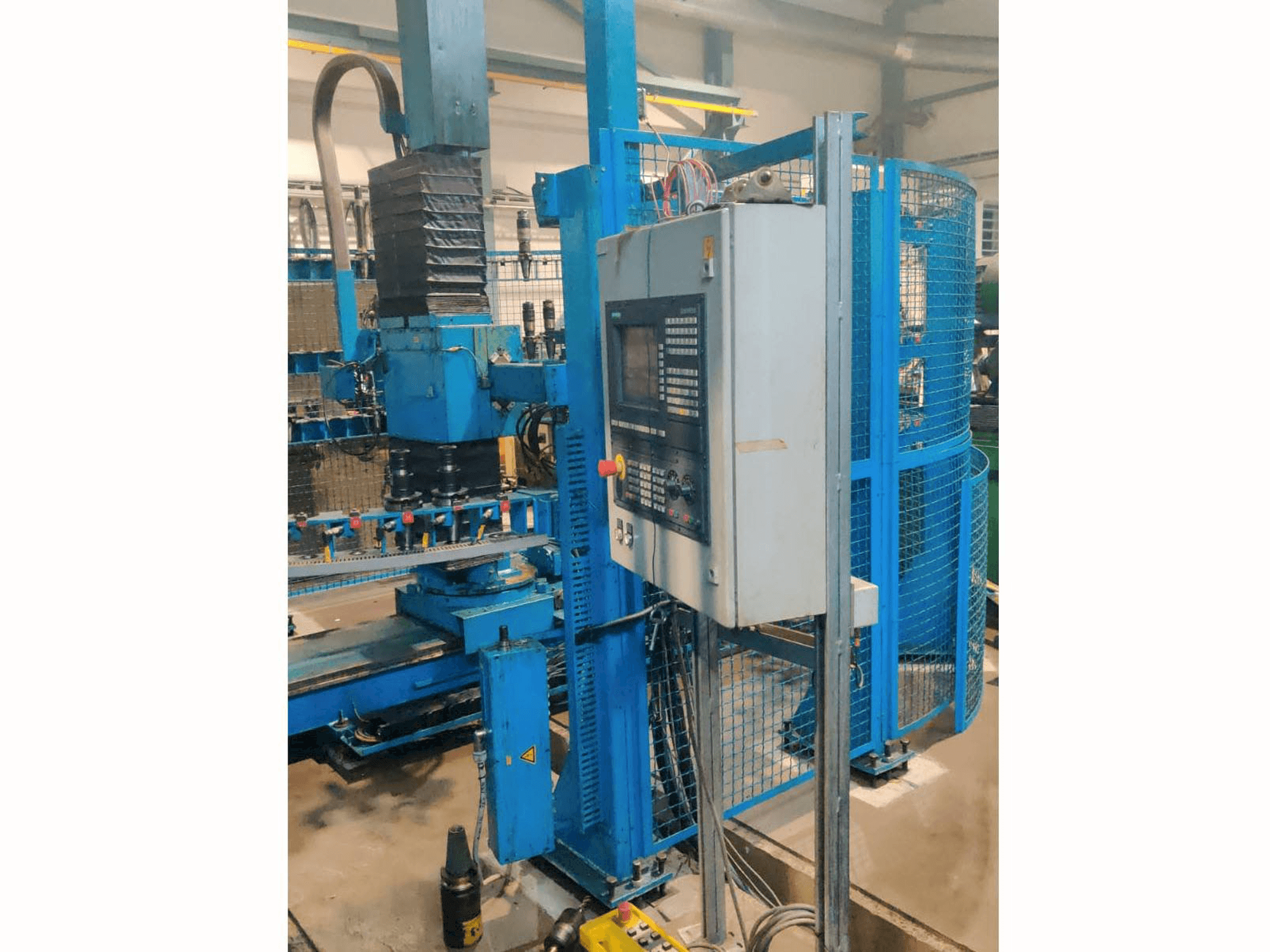 Вид станка PEGARD Precivit 2S PCV 1000 спереди
