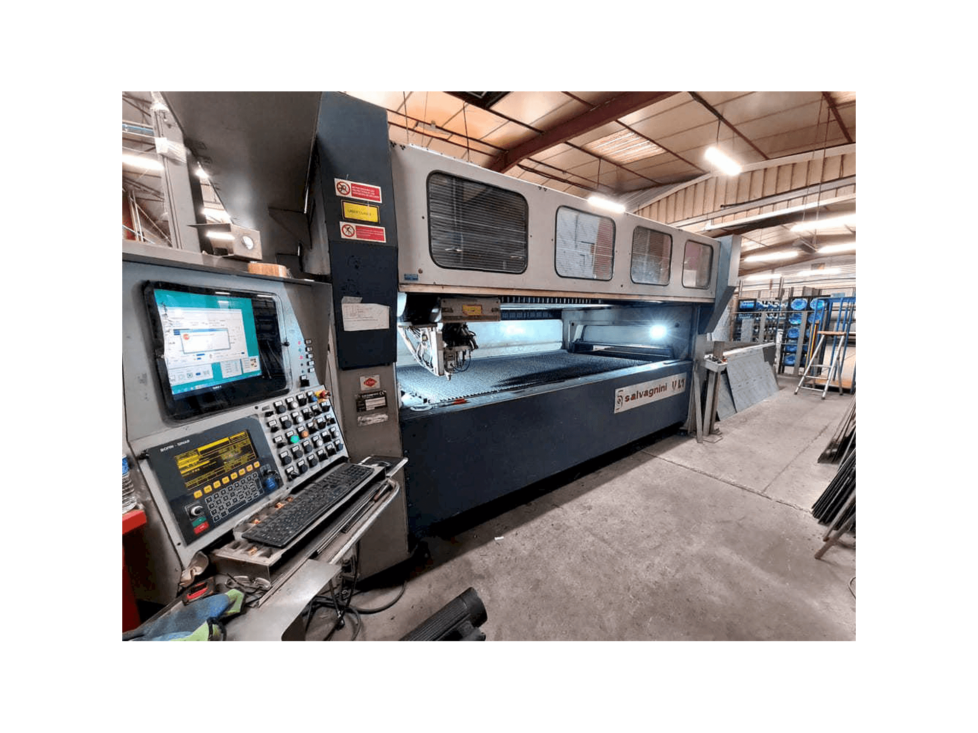 Вид станка Salvagnini VL1 спереди