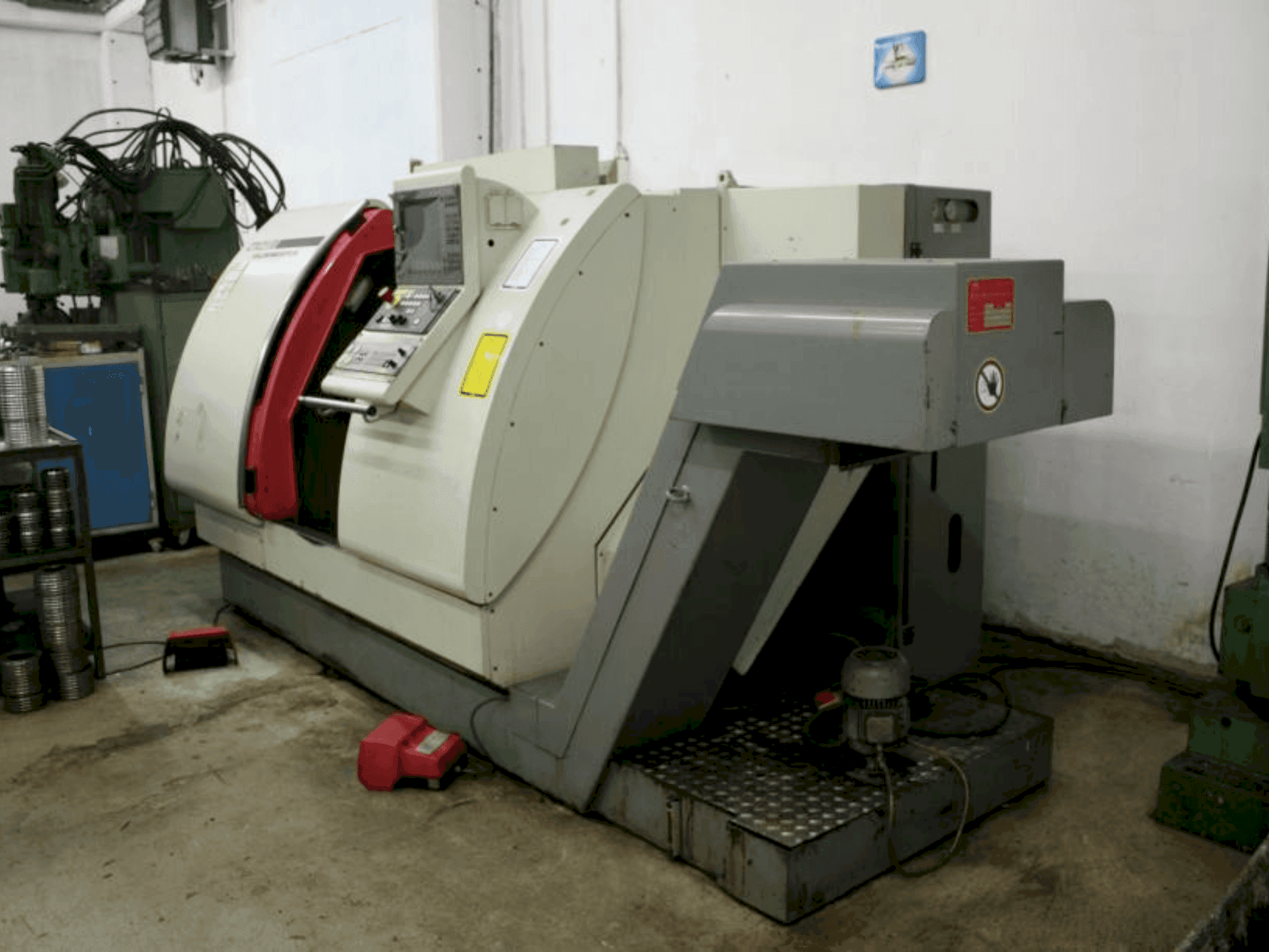 Вид станка Gildemeister CTX 400 E спереди