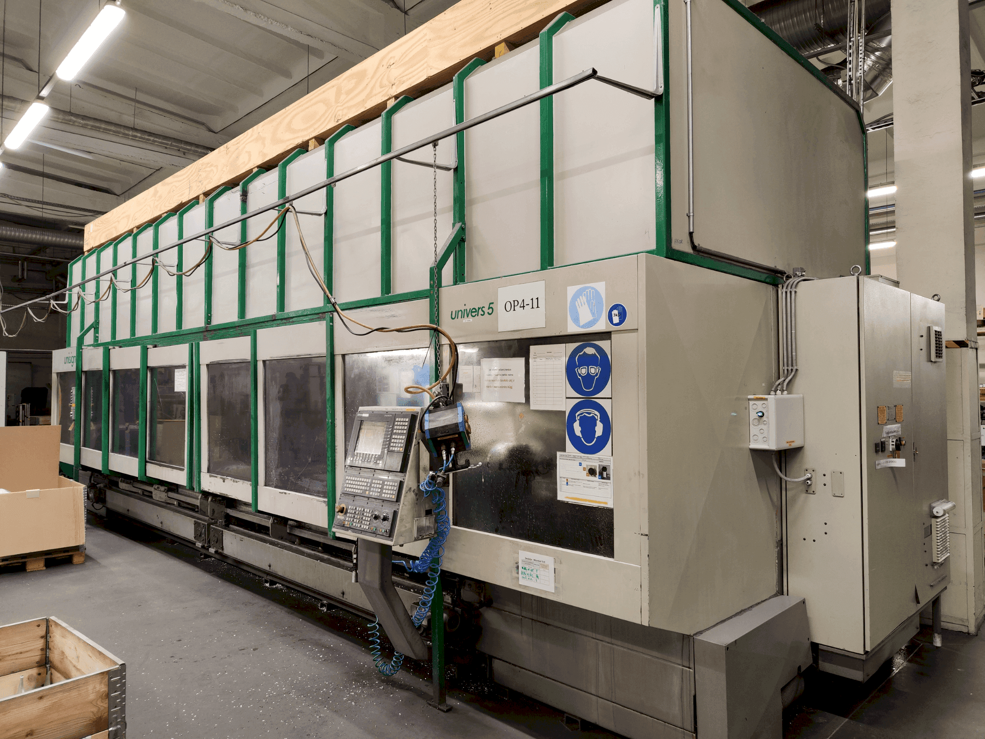 Вид станка Unisign UNIVERS 5 спереди