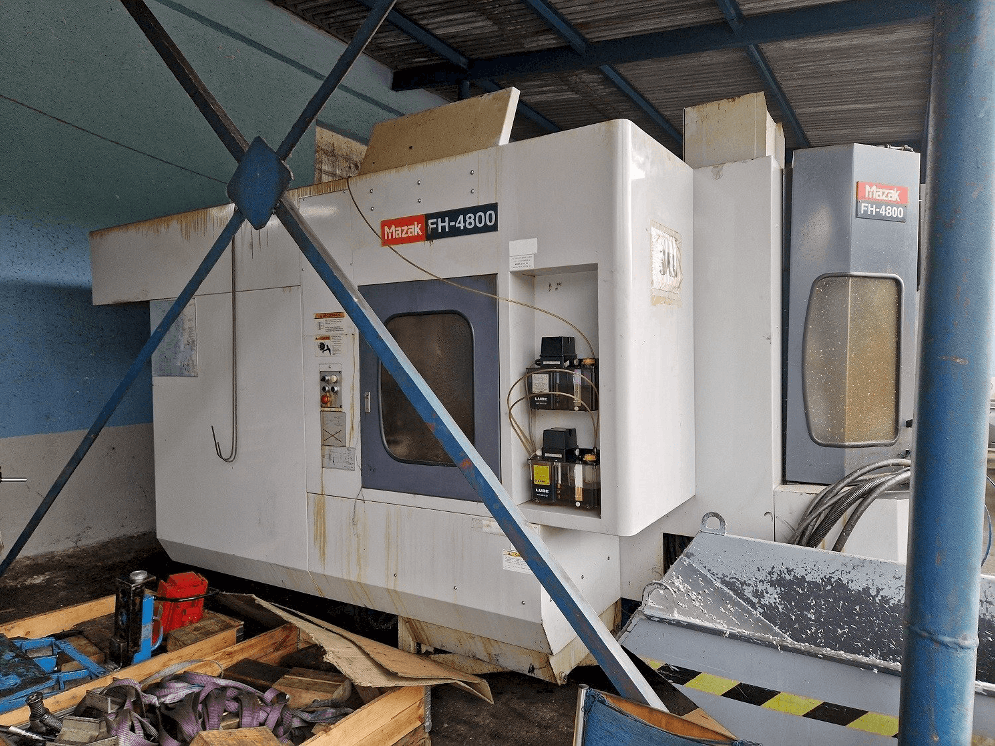 Вид станка Mazak спереди