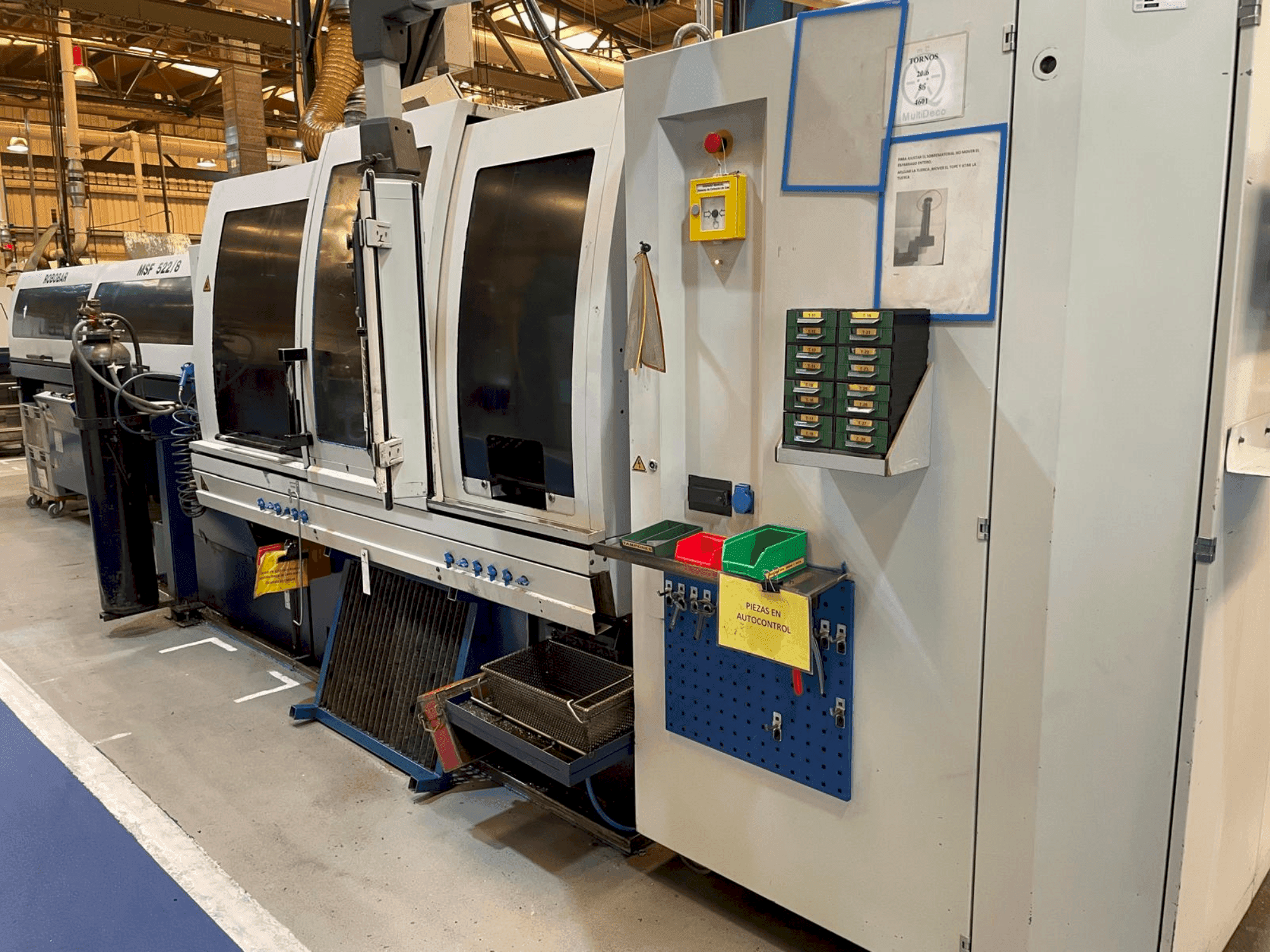 Вид станка TORNOS MultiDeco 20-8b спереди