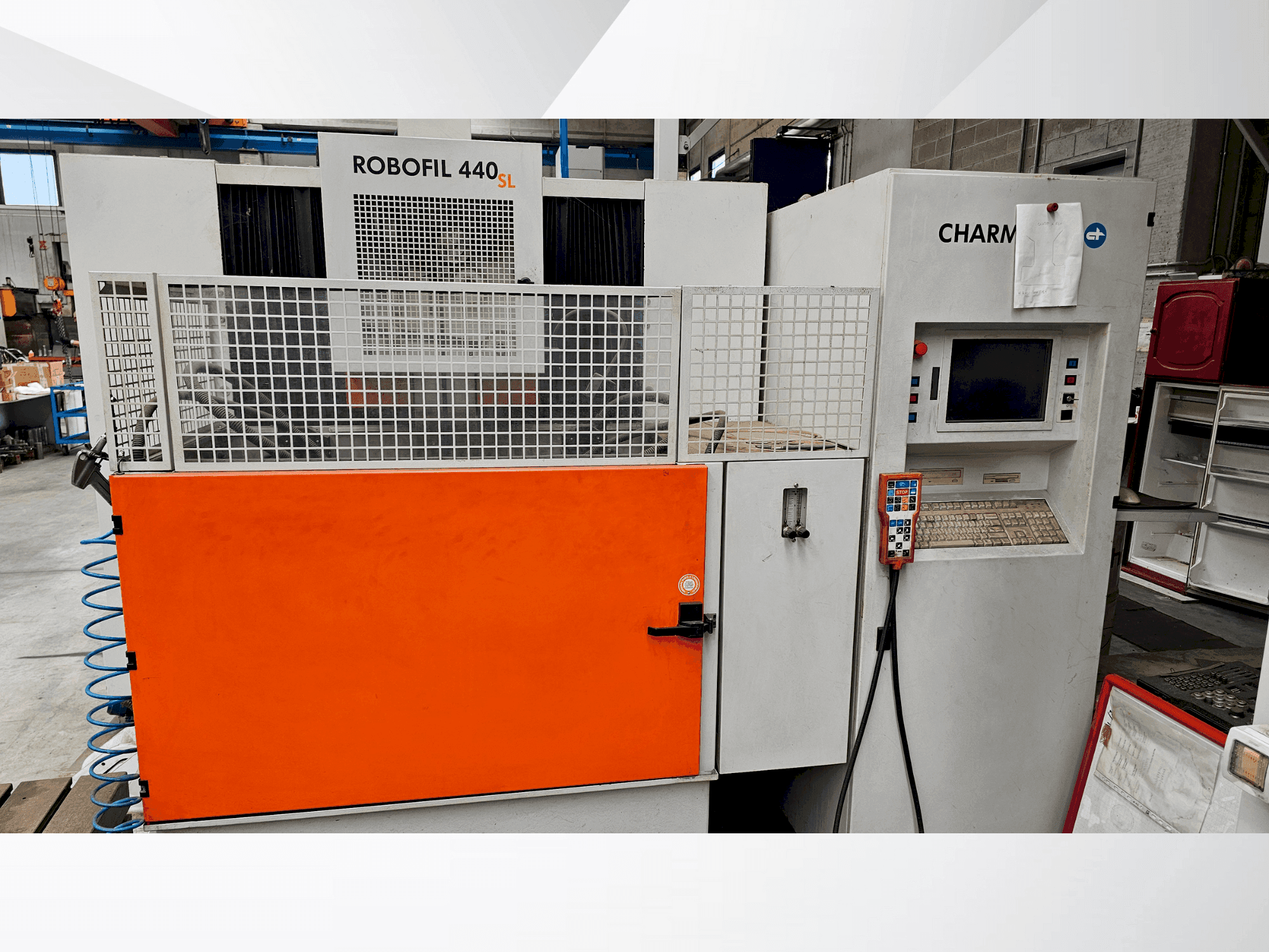 Вид станка CHARMILLES Robofil 440SL спереди