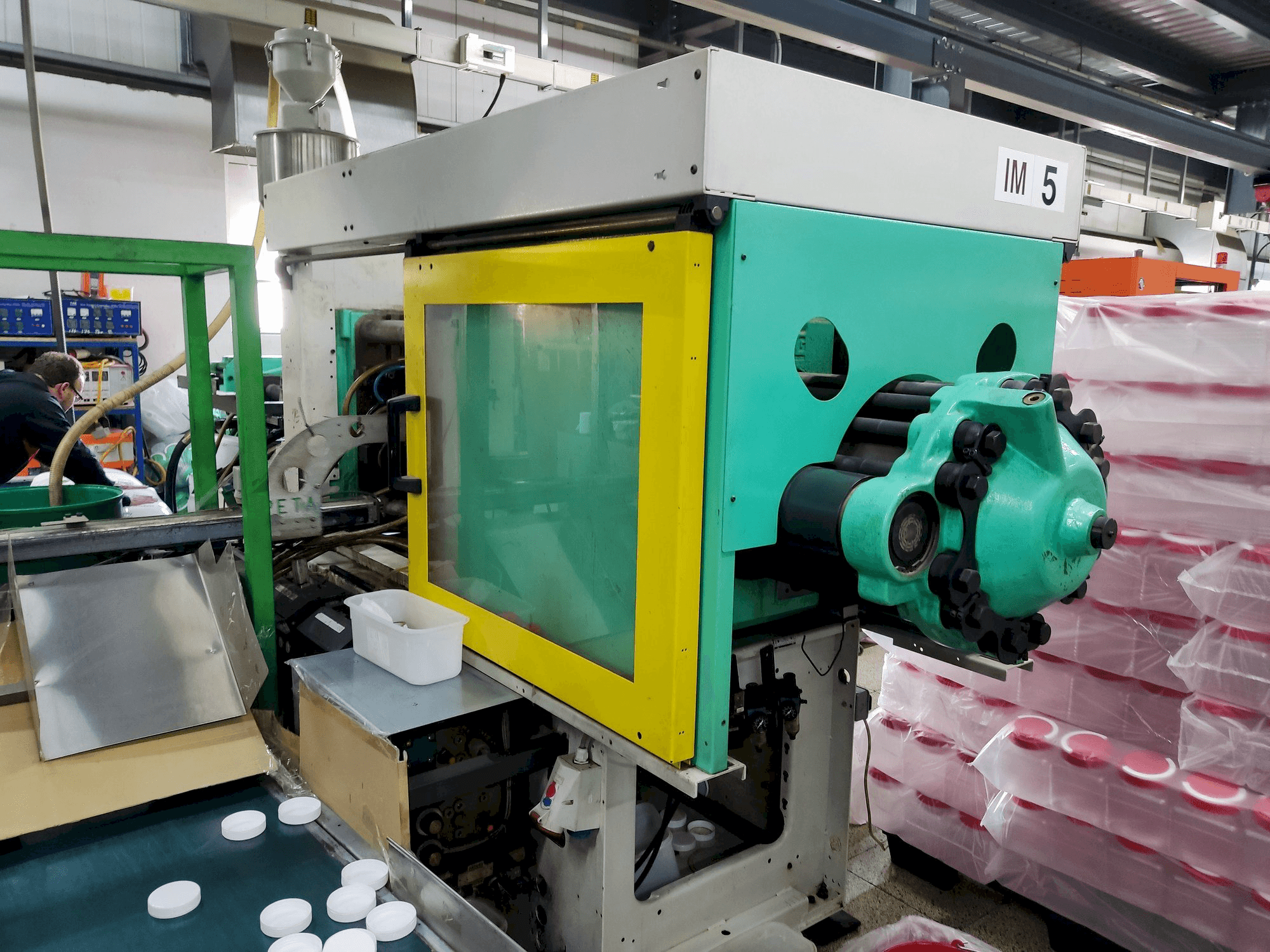 Вид станка Arburg 470C 1500-675 спереди