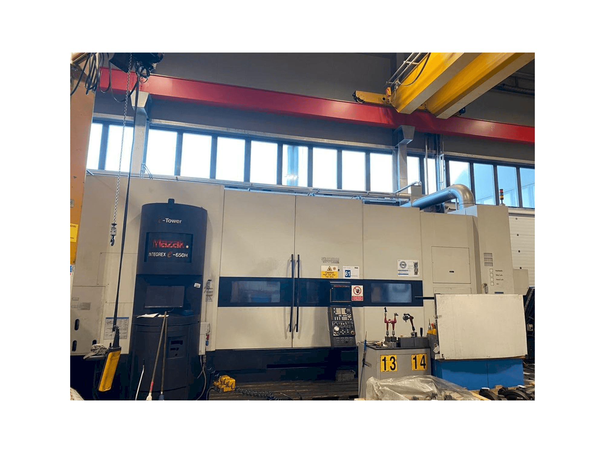Вид станка Mazak Integrex E650H x 3000mm спереди