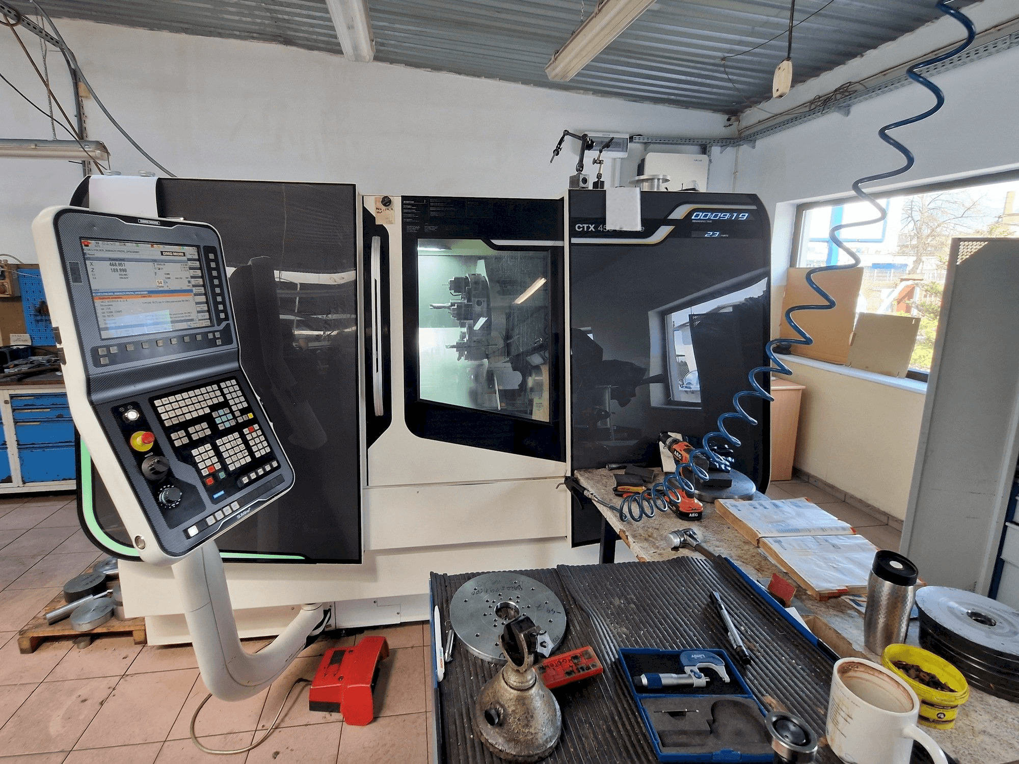 Вид станка DMG MORI CTX 450 ecoline спереди