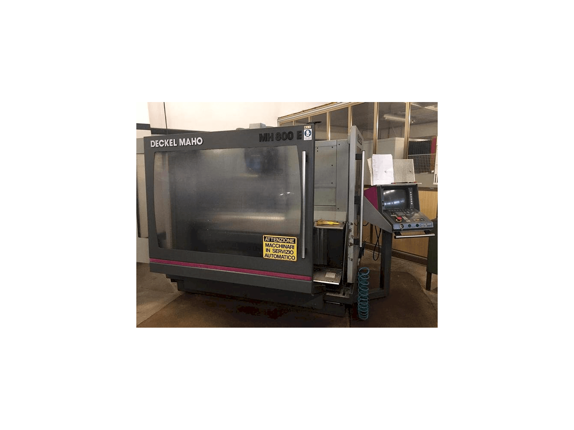 Вид станка DECKEL MAHO MH800E спереди
