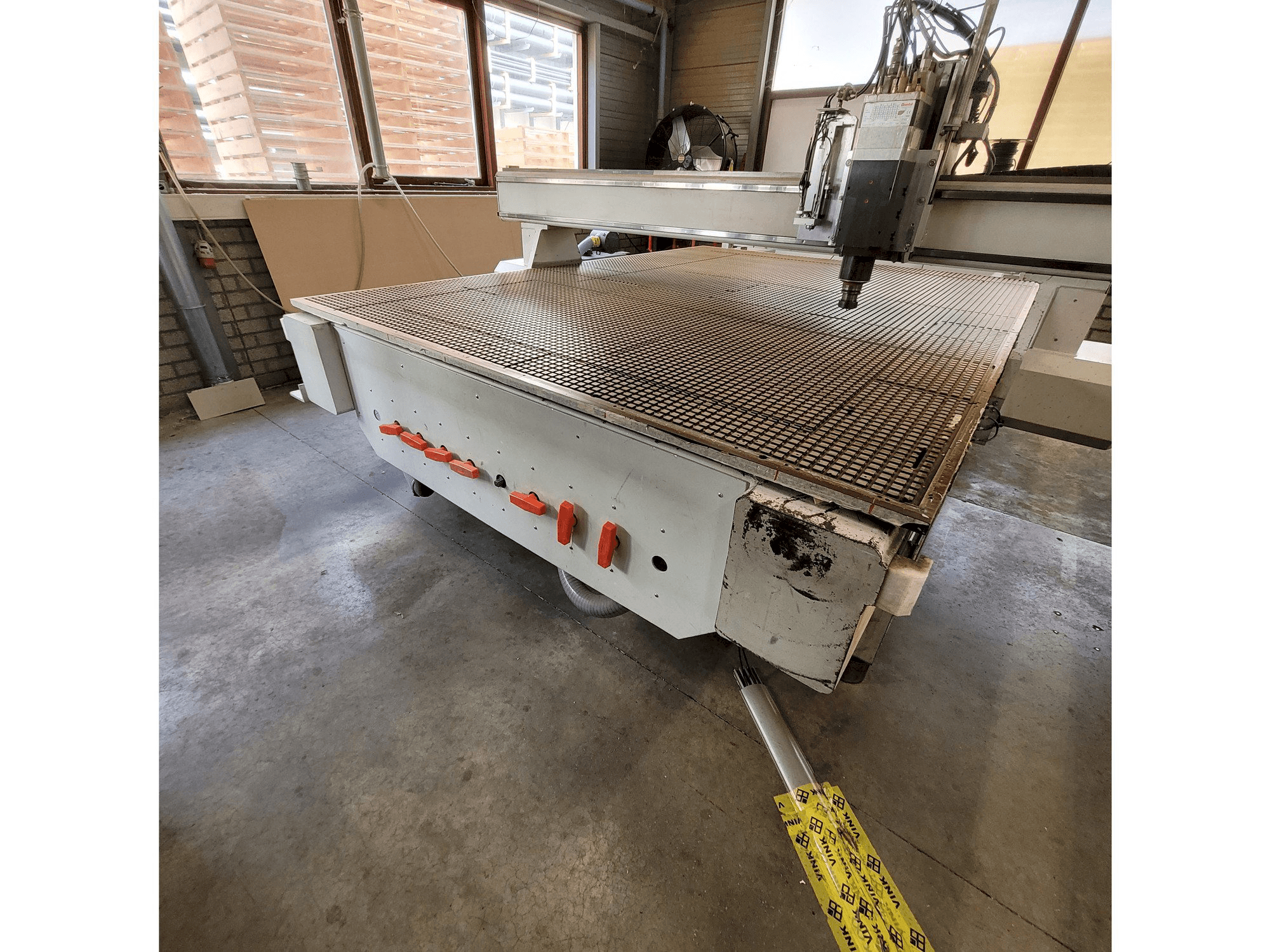 Вид станка FLEXICAM Pro 2030 спереди