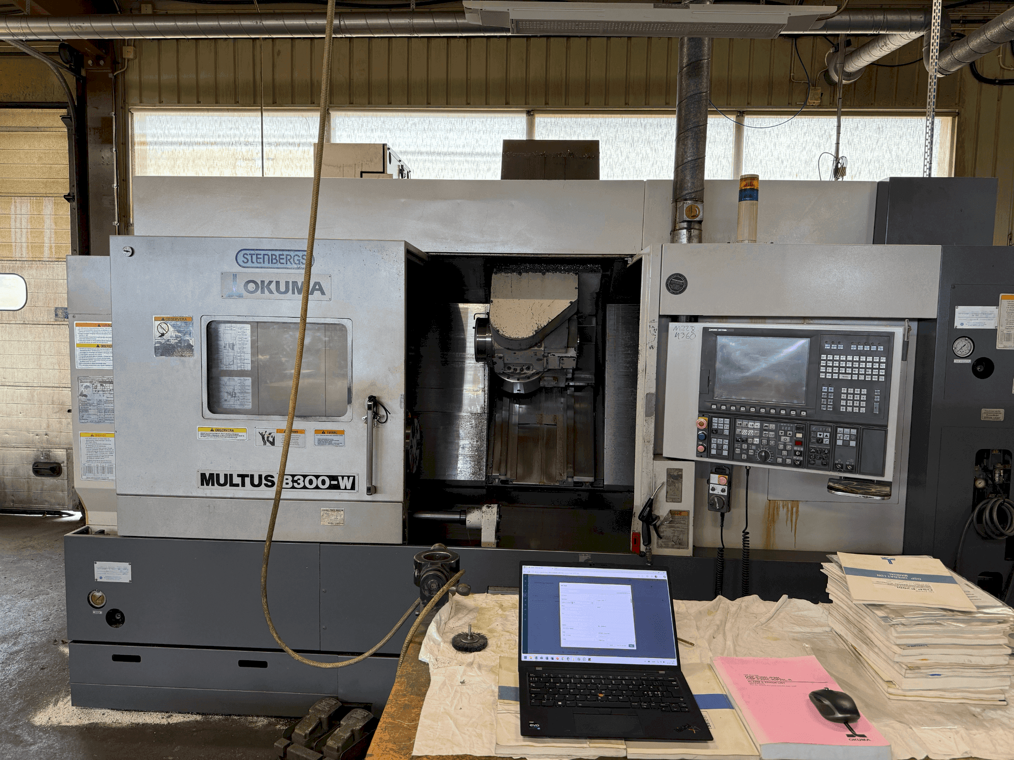 Вид станка Okuma Multus B300-W спереди
