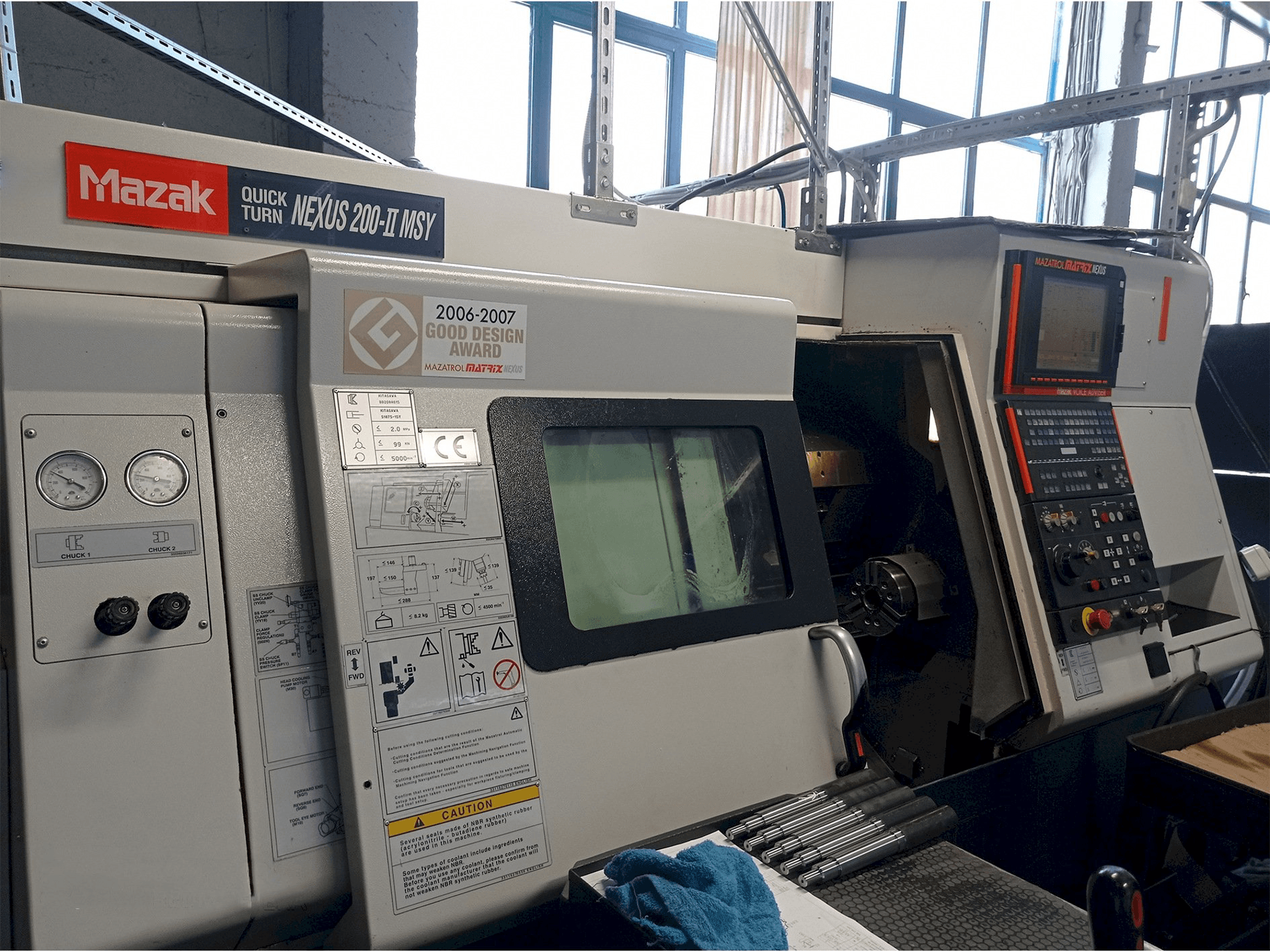 Вид станка Mazak Quick Turn Nexus 200-II MSY спереди