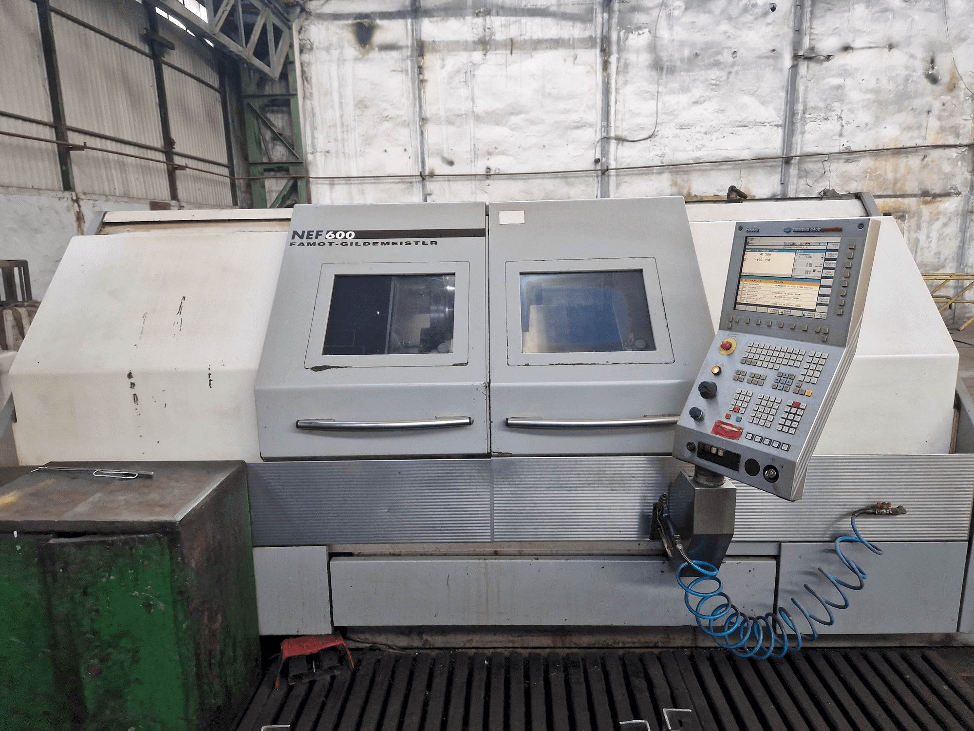 Вид станка DMG GILDEMEISTER NEF 600 спереди