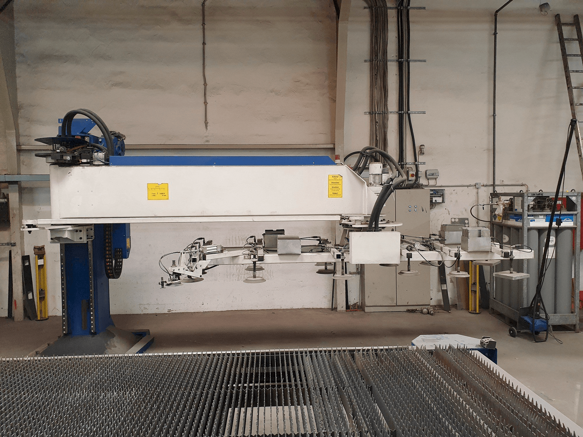 Вид станка Trumpf TRUMATIC L 4050 спереди