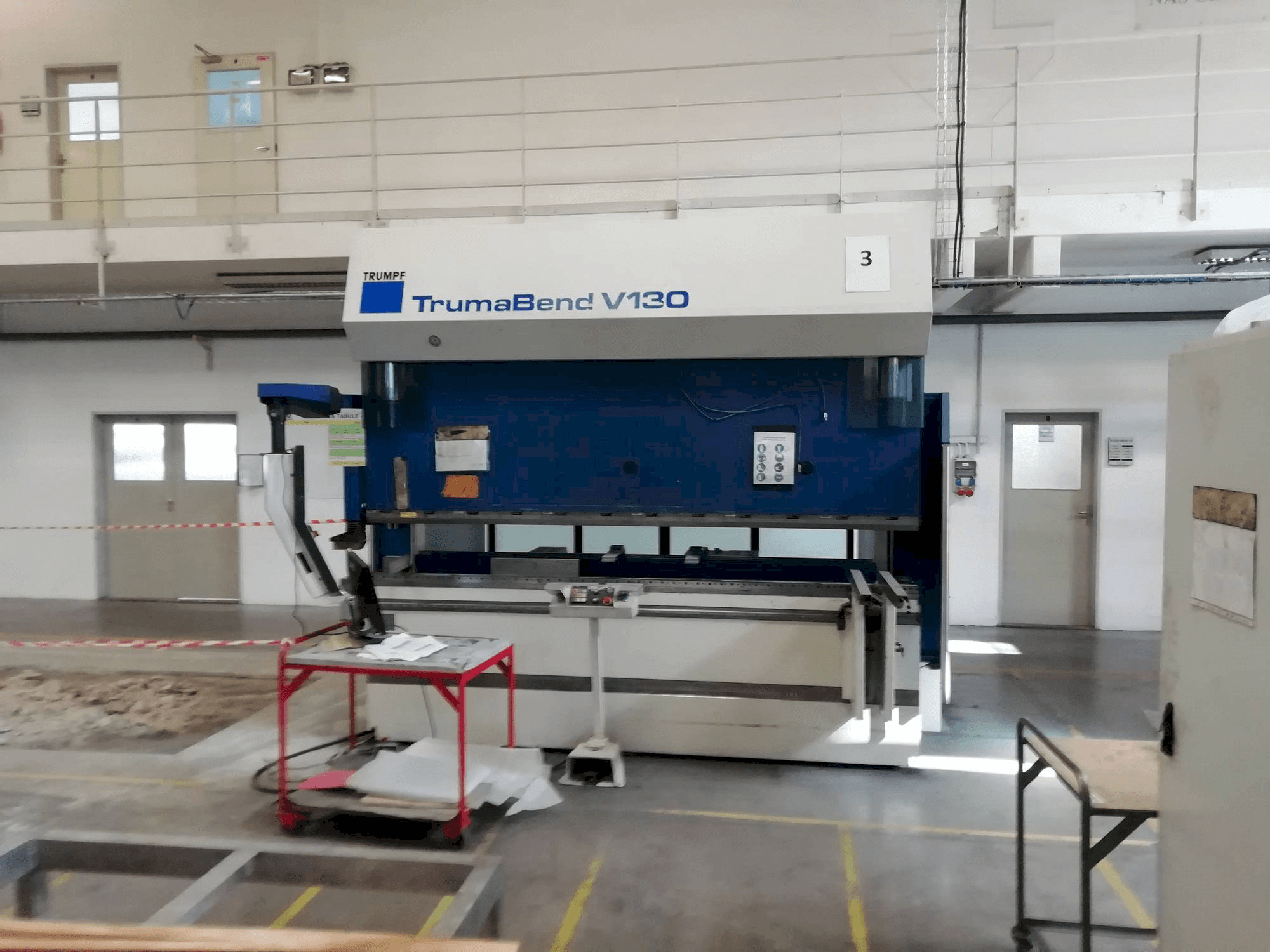 Вид станка Trumpf TrumaBend V130 спереди