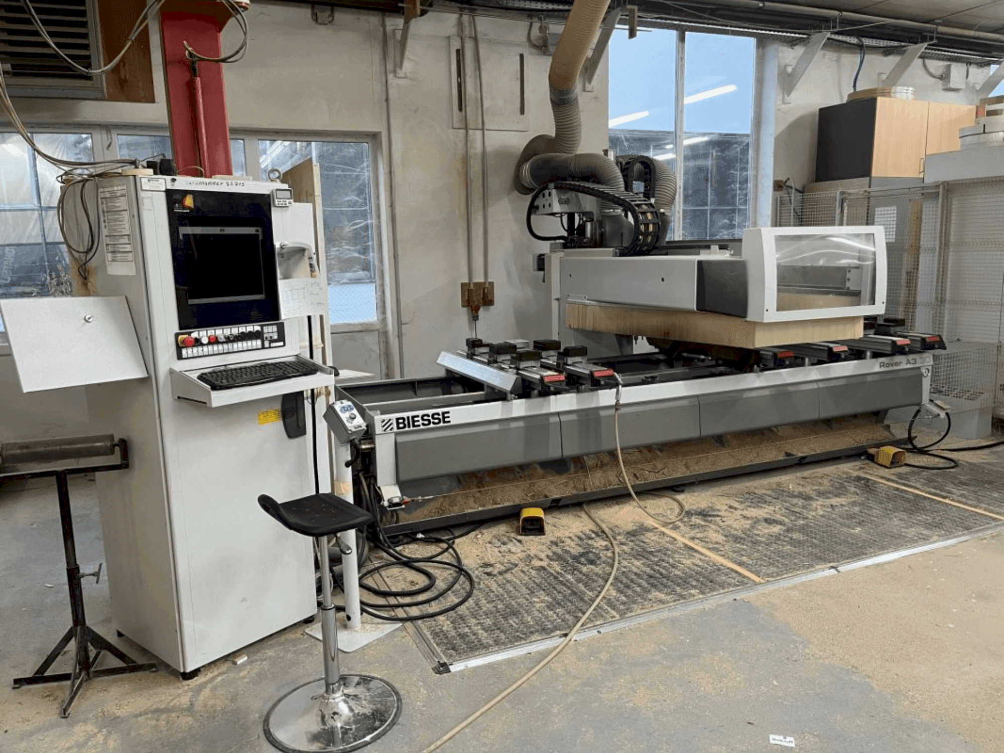 Вид станка BIESSE ROVER A спереди