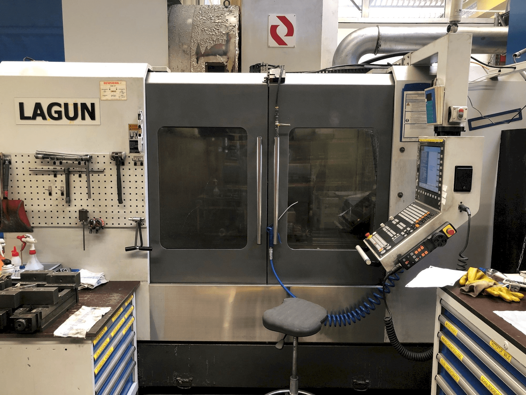 Вид станка LAGUN L1400 спереди