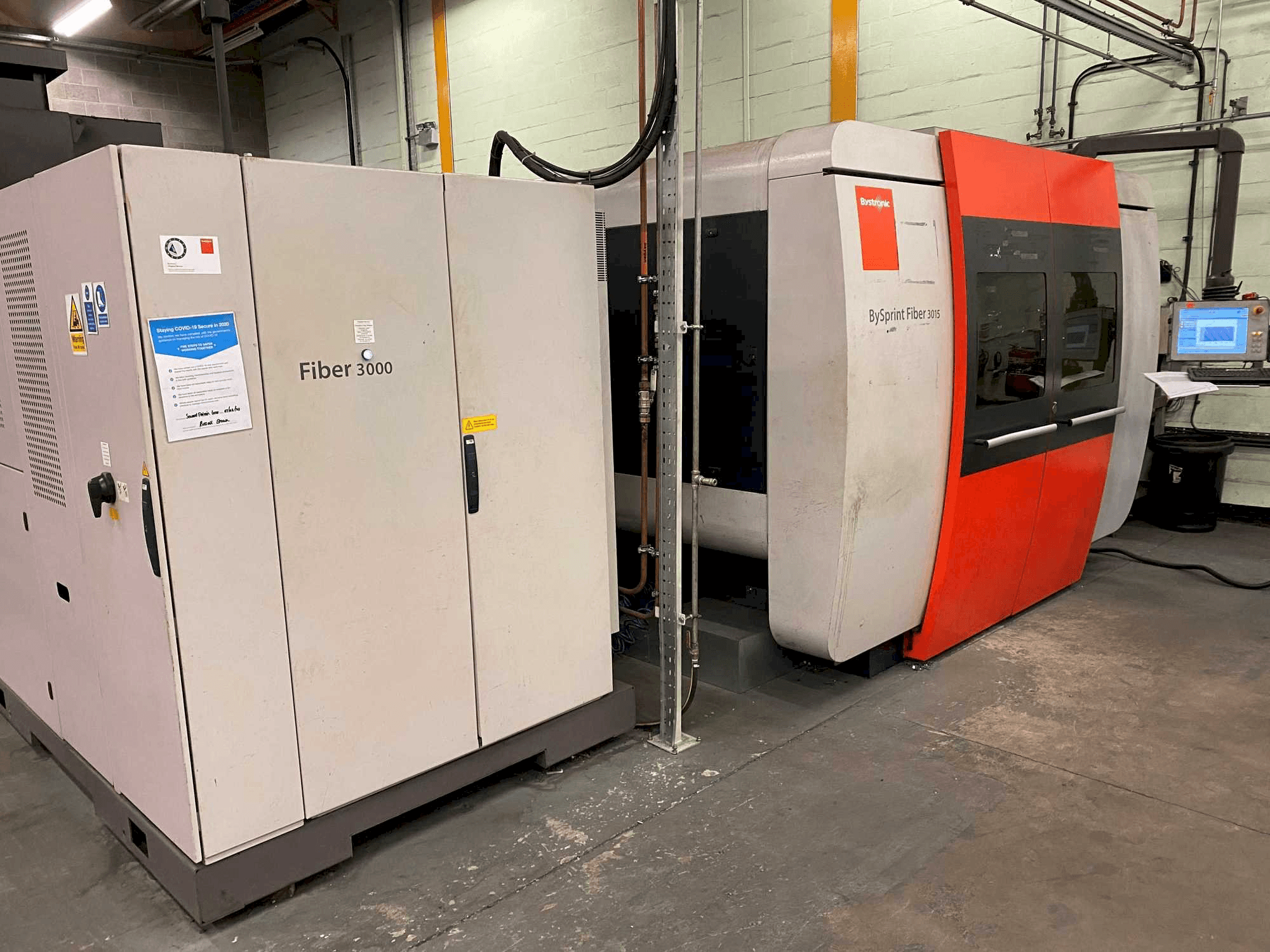 Вид станка Bystronic BySprint 3015 Fiber спереди