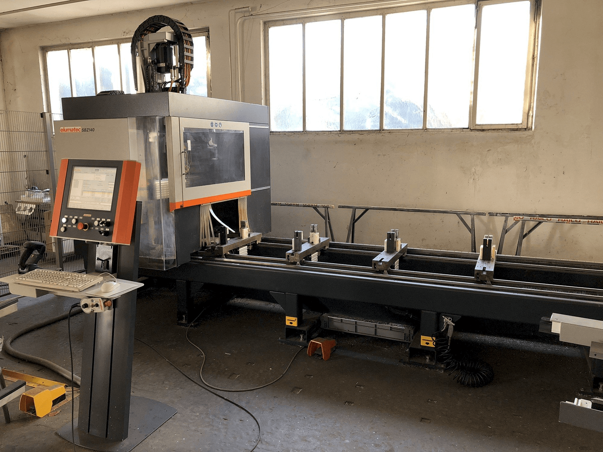 Вид станка Elumatec SBZ 140/60 спереди