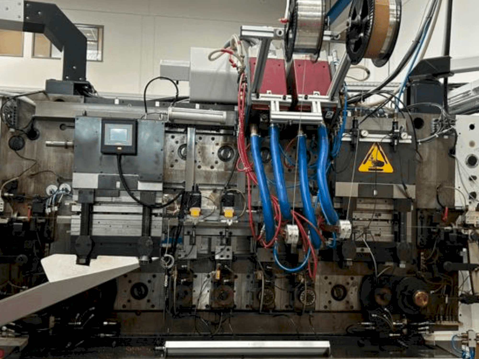 Вид станка Bihler BZ 2/8 спереди