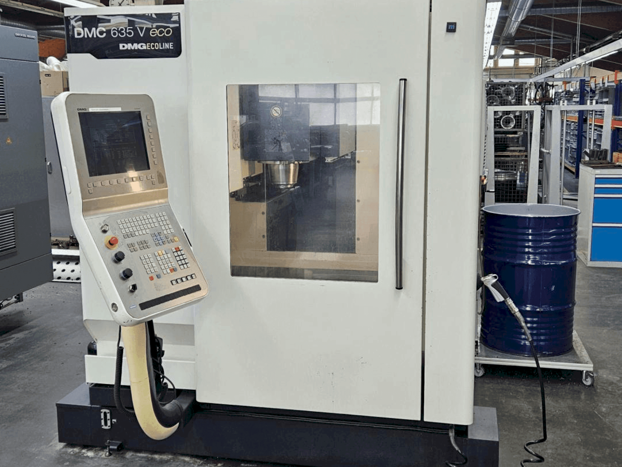 Вид станка DMG DECKEL MAHO DMC 635V eco спереди