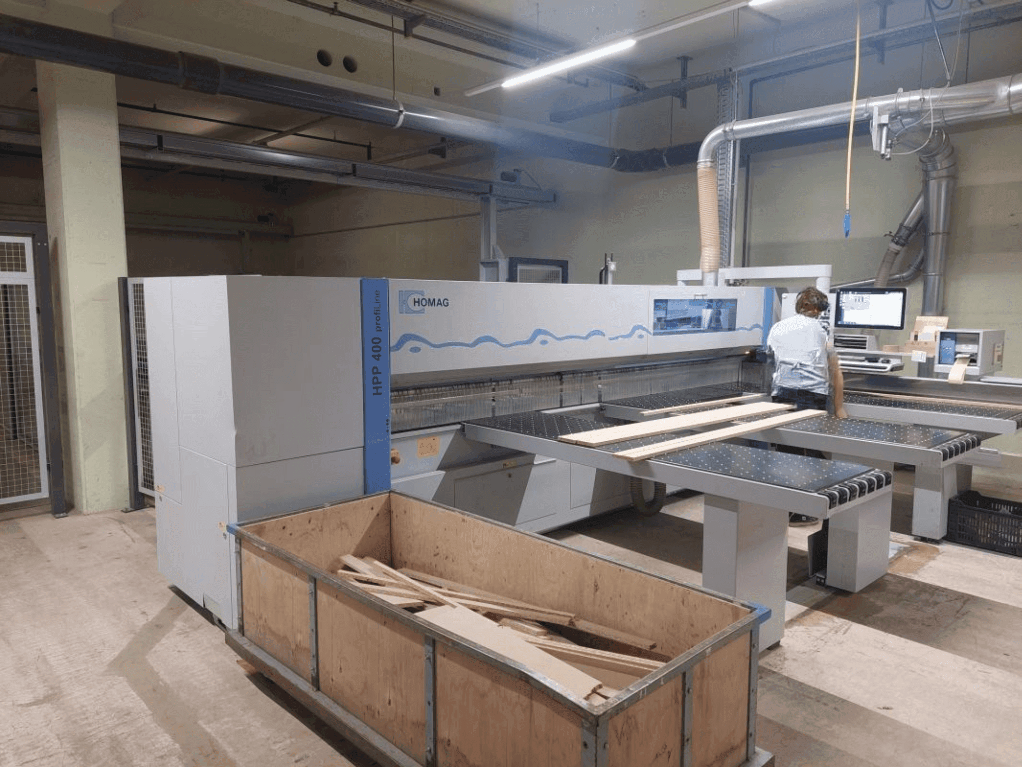 Вид станка HOMAG HPP 400 profiLine спереди