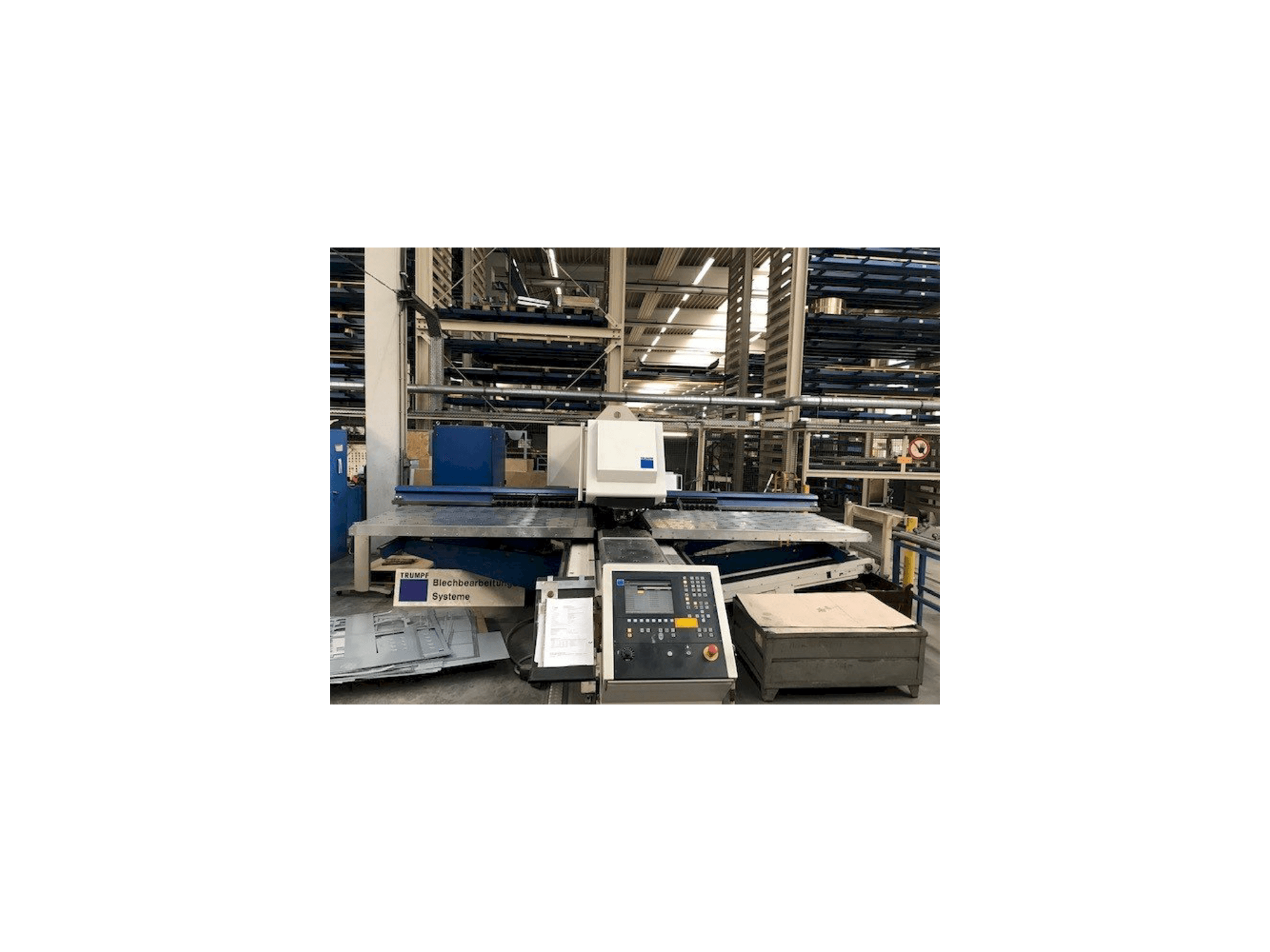 Вид станка Trumpf Trumatic TC 5000 R спереди