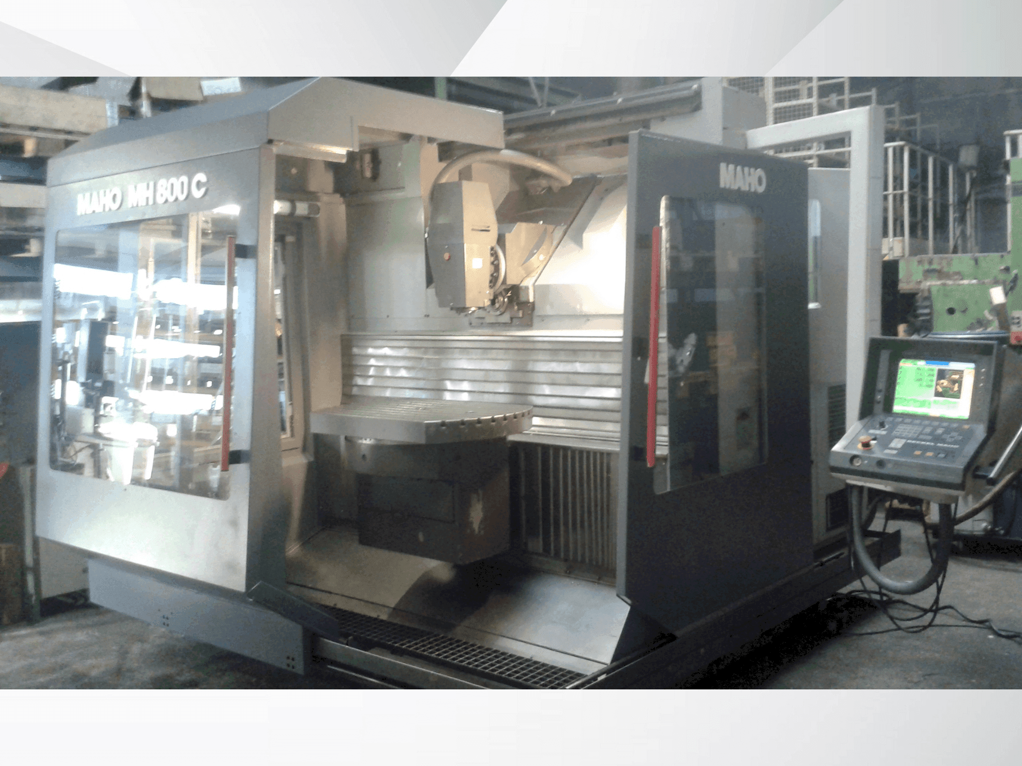 Вид станка MAHO MH 800 C спереди