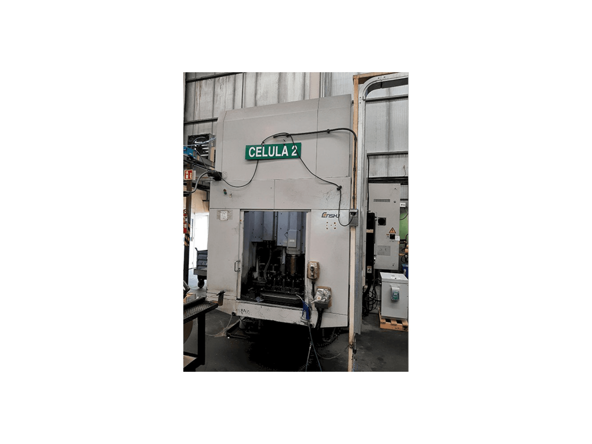 Вид станка Enshu EV-450 спереди