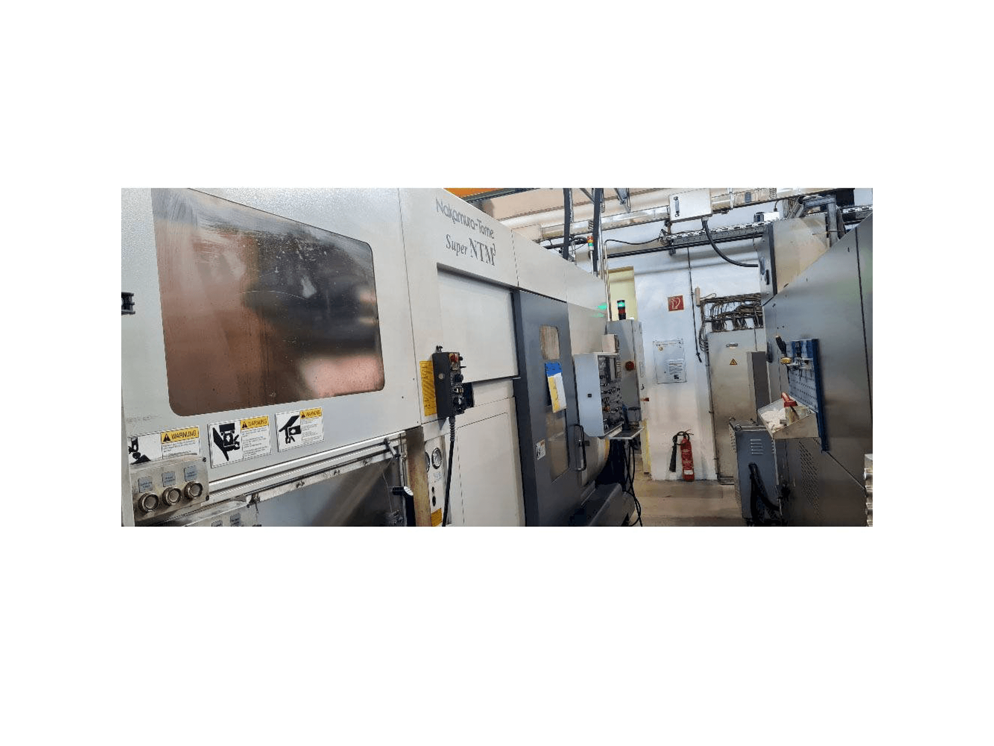 Вид станка NAKAMURA Super NTM³ спереди