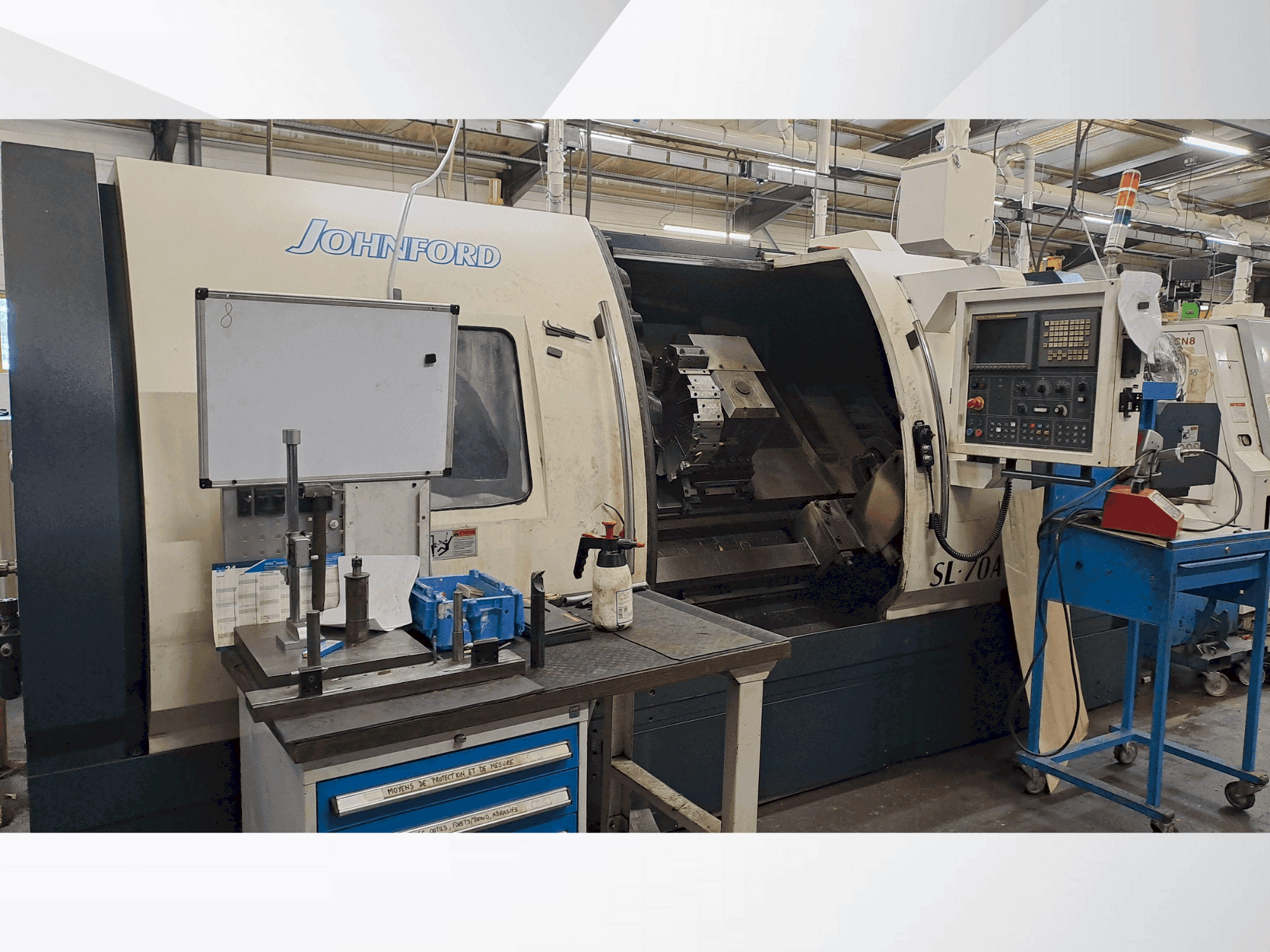 Вид станка Johnford SL-70A спереди