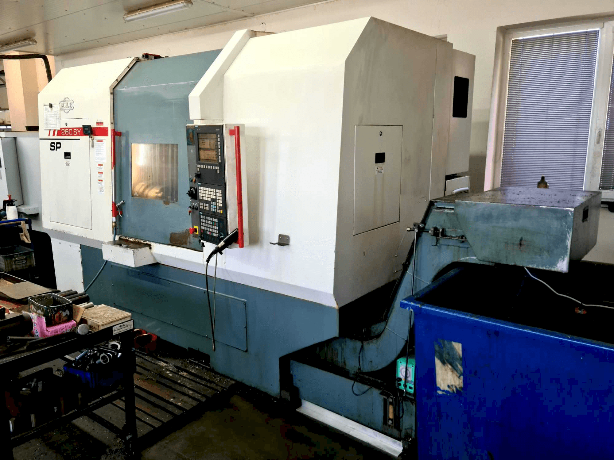 Вид станка KOVOSVIT MAS SP 280 SY спереди