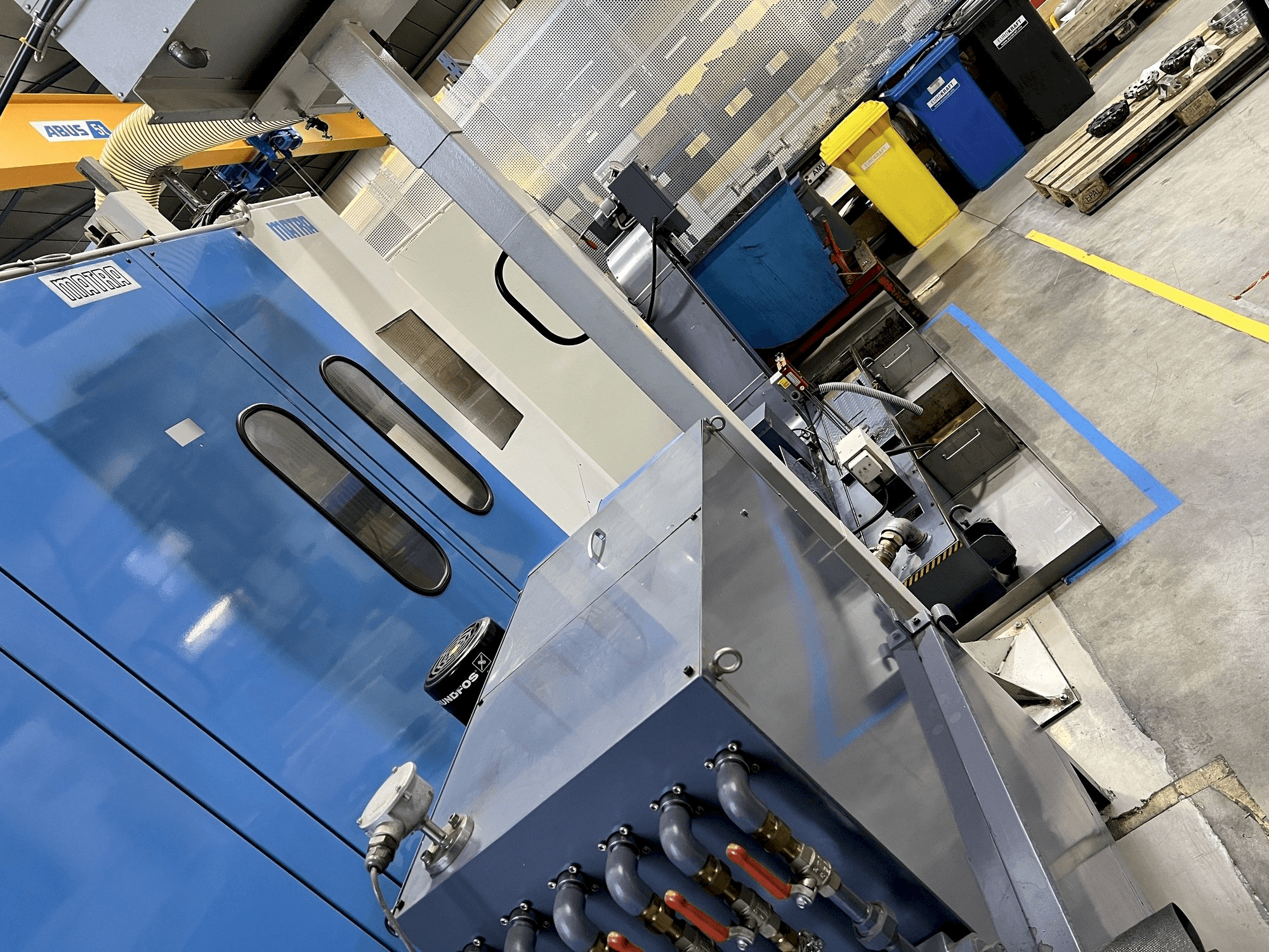 Вид станка OKK Kch 500 - 8 Tische спереди