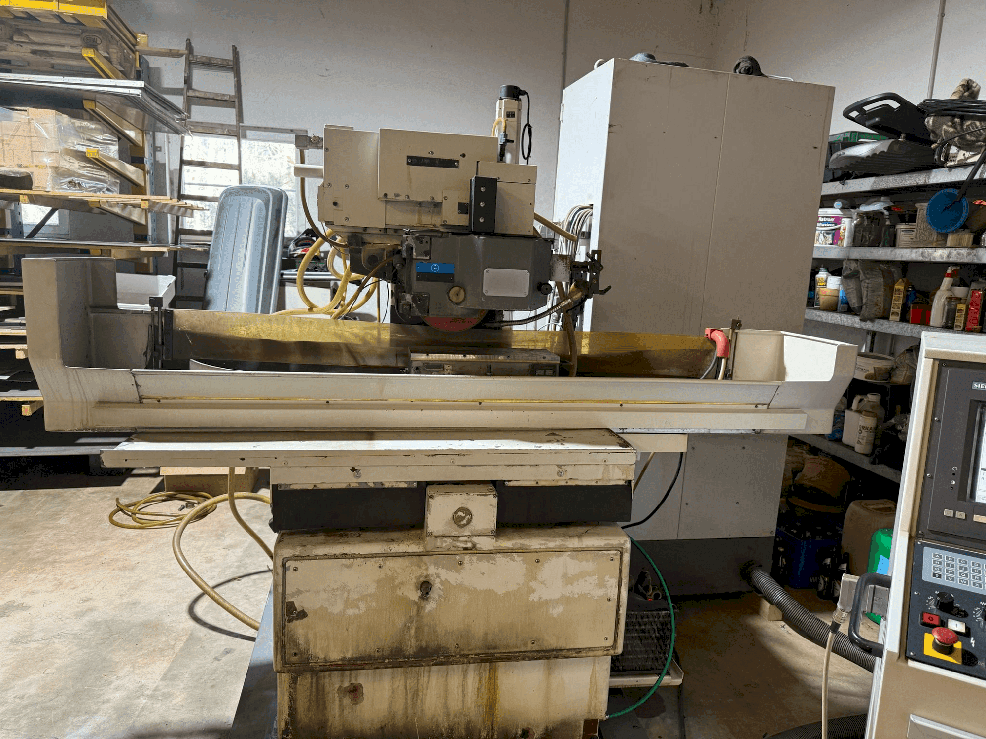 Вид станка JUNG J 525C спереди